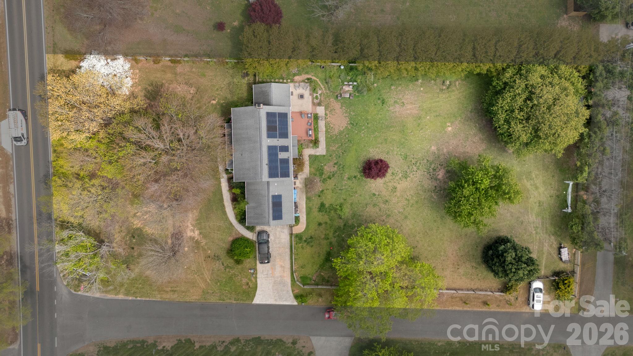 main property photo 34