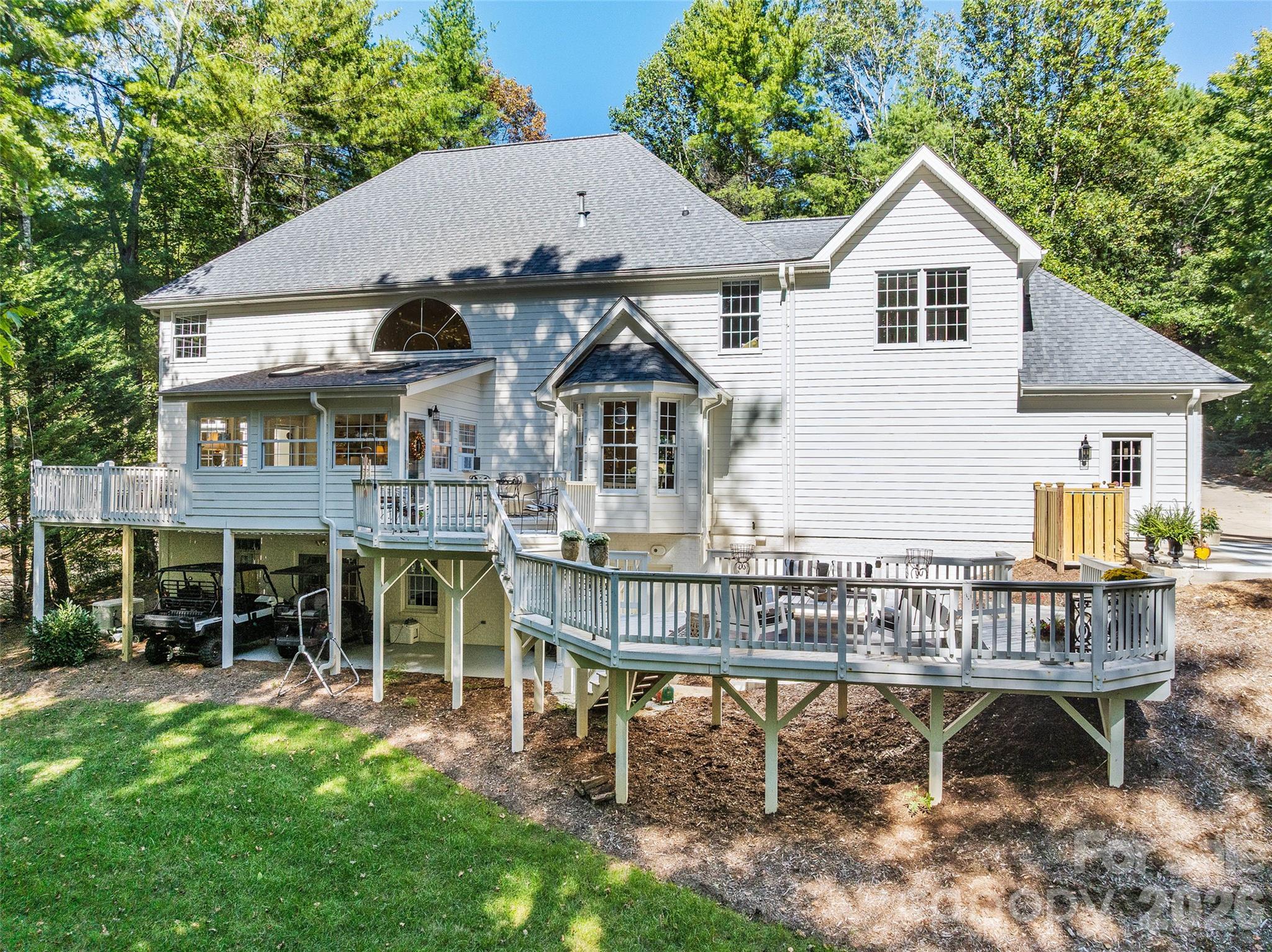 main property photo 36