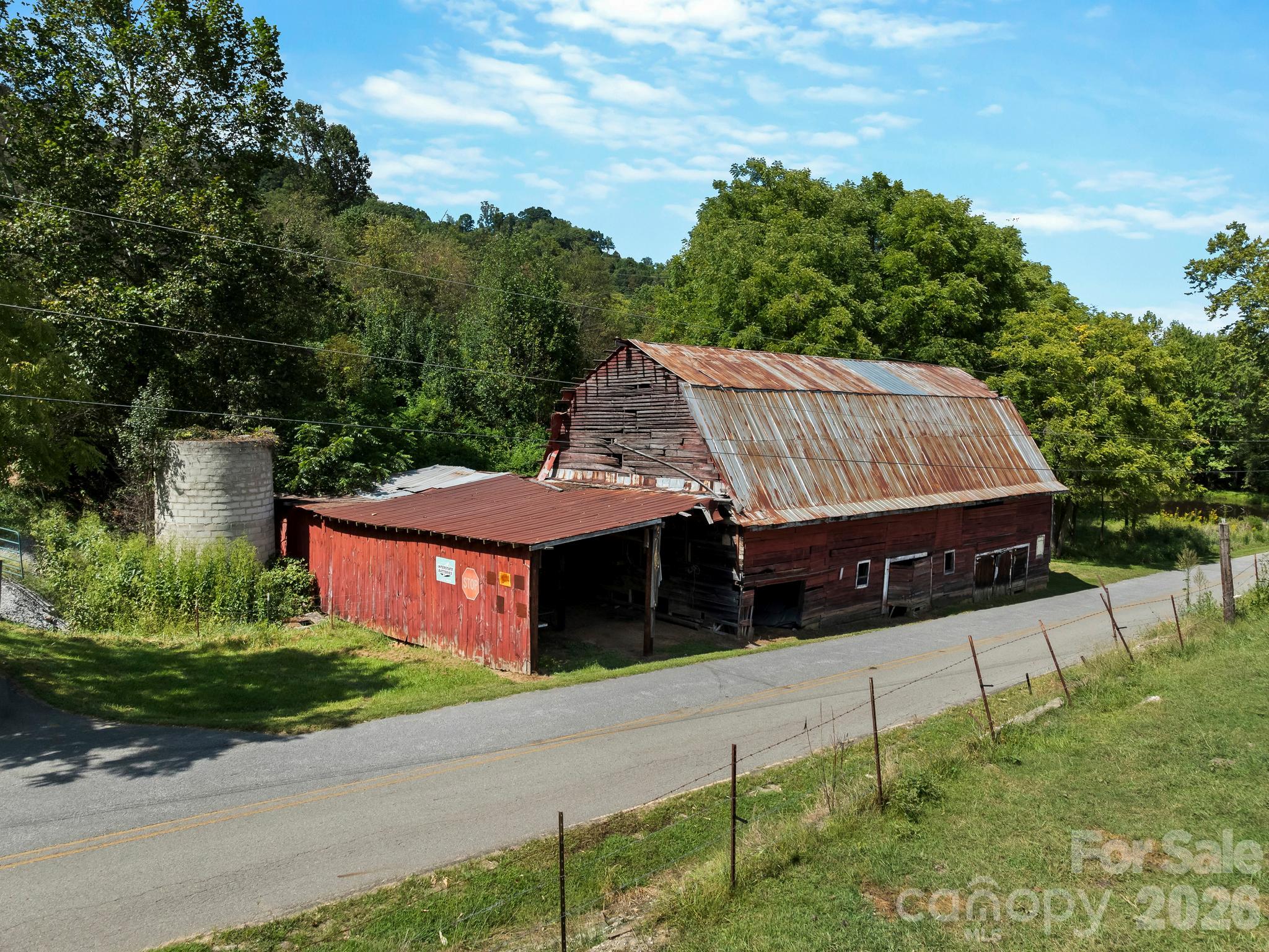 main property photo 46