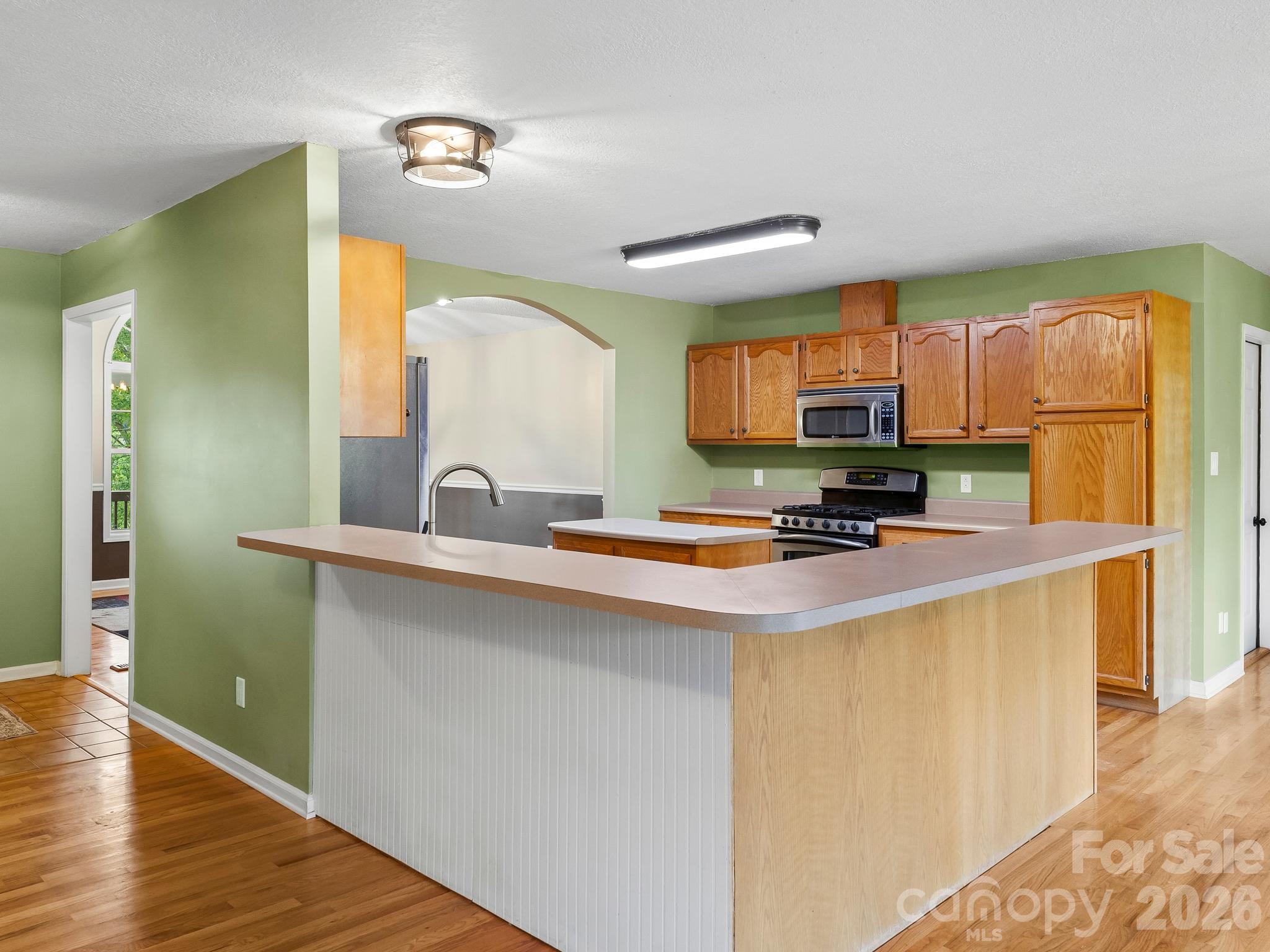 main property photo 8