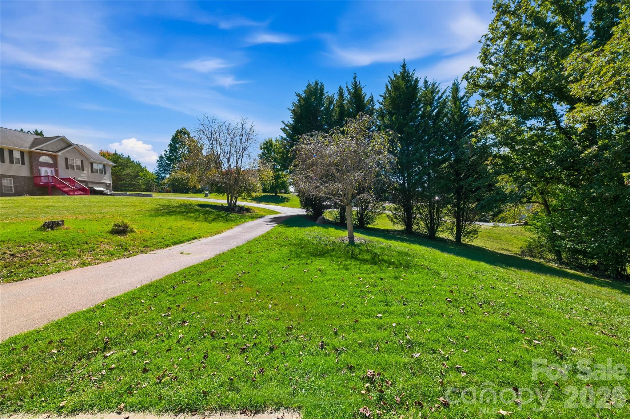 main property photo 19