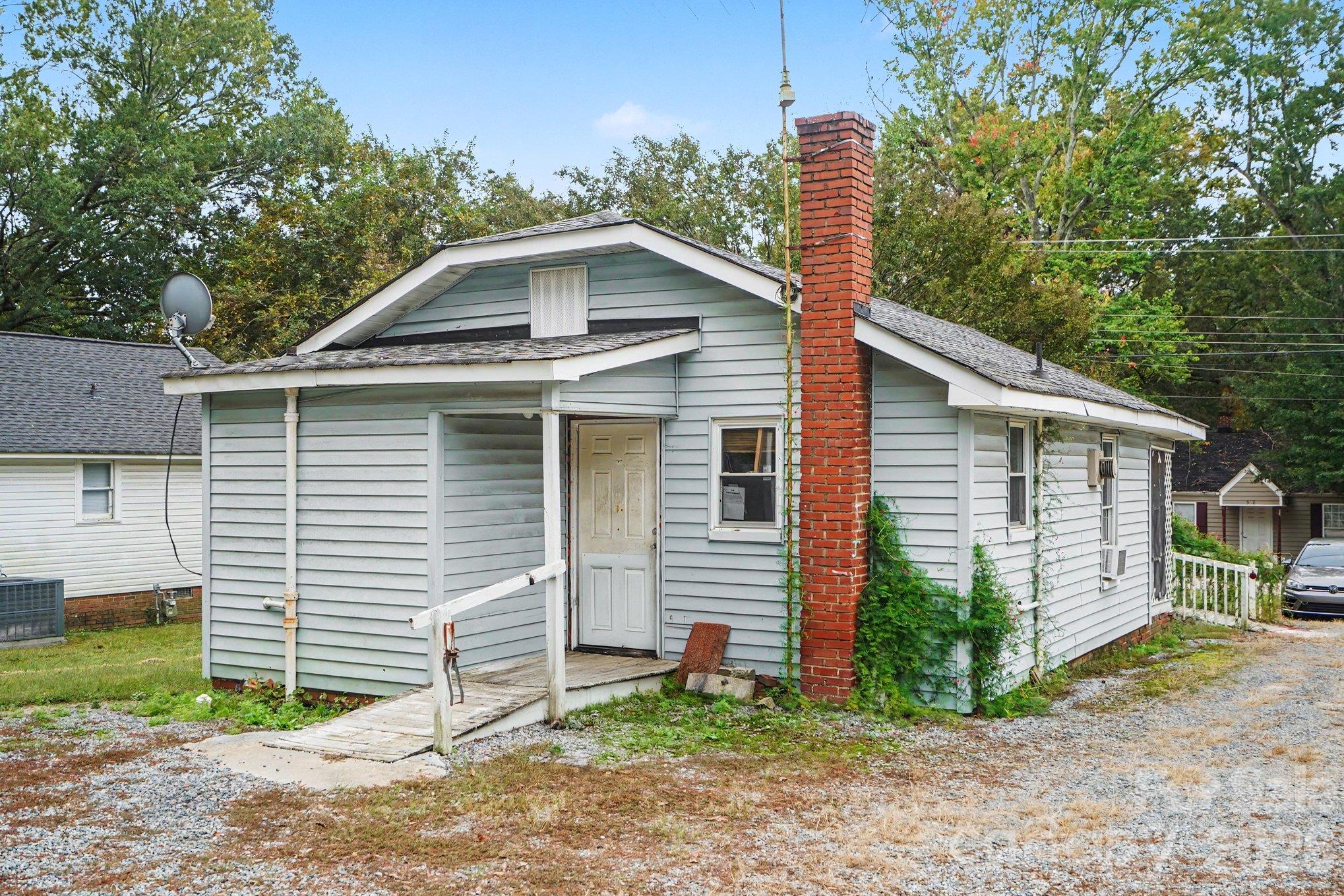 main property photo 22