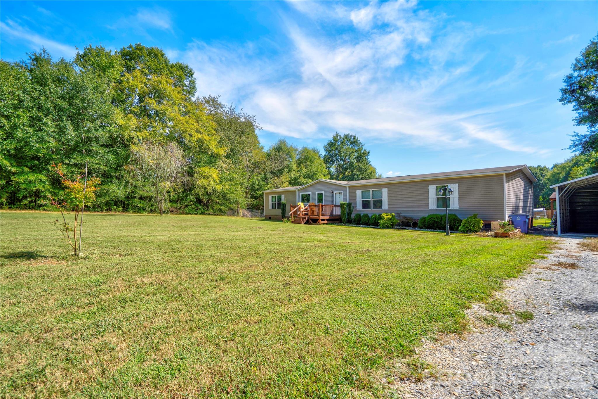 main property photo 44