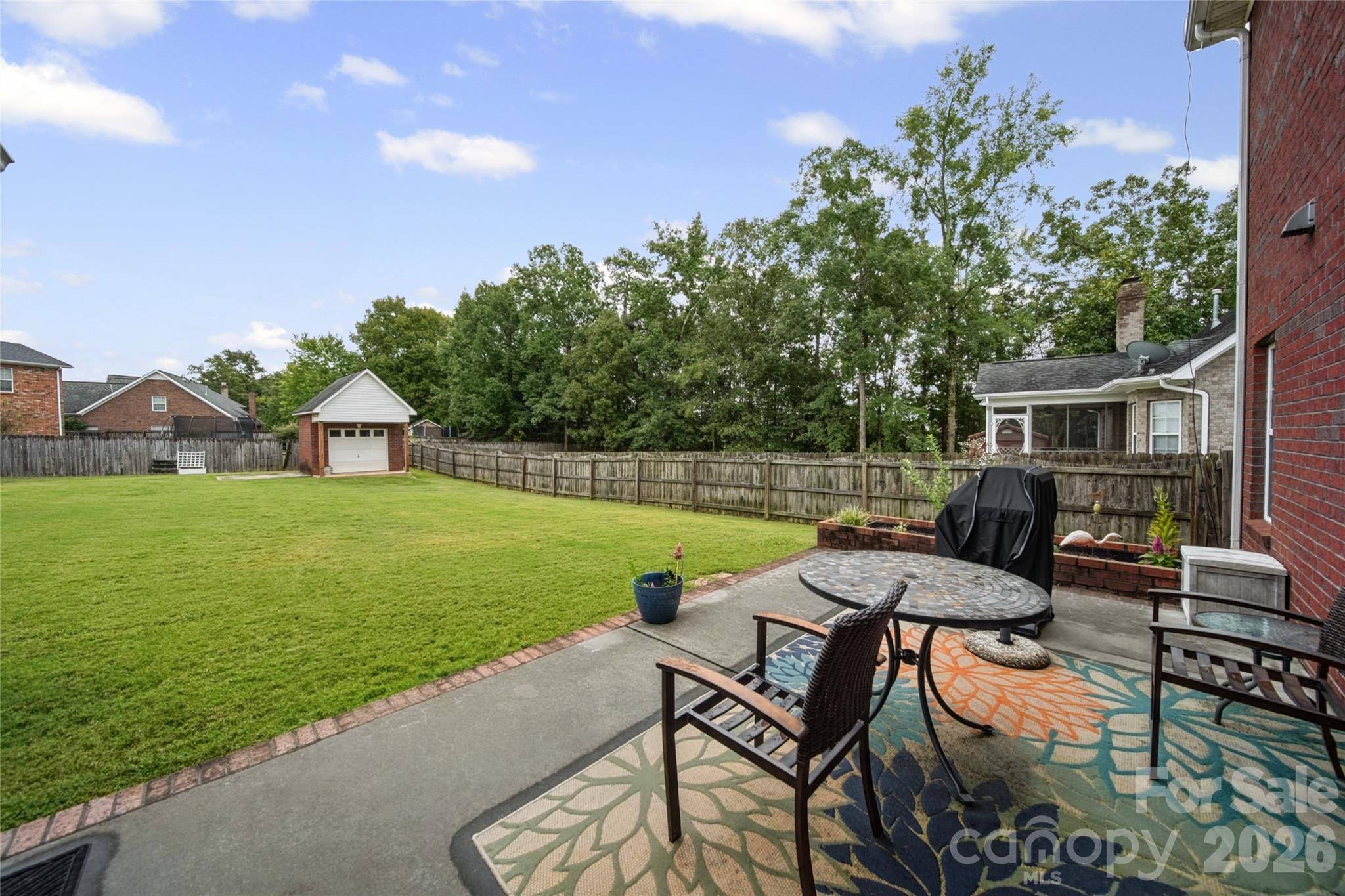 main property photo 36
