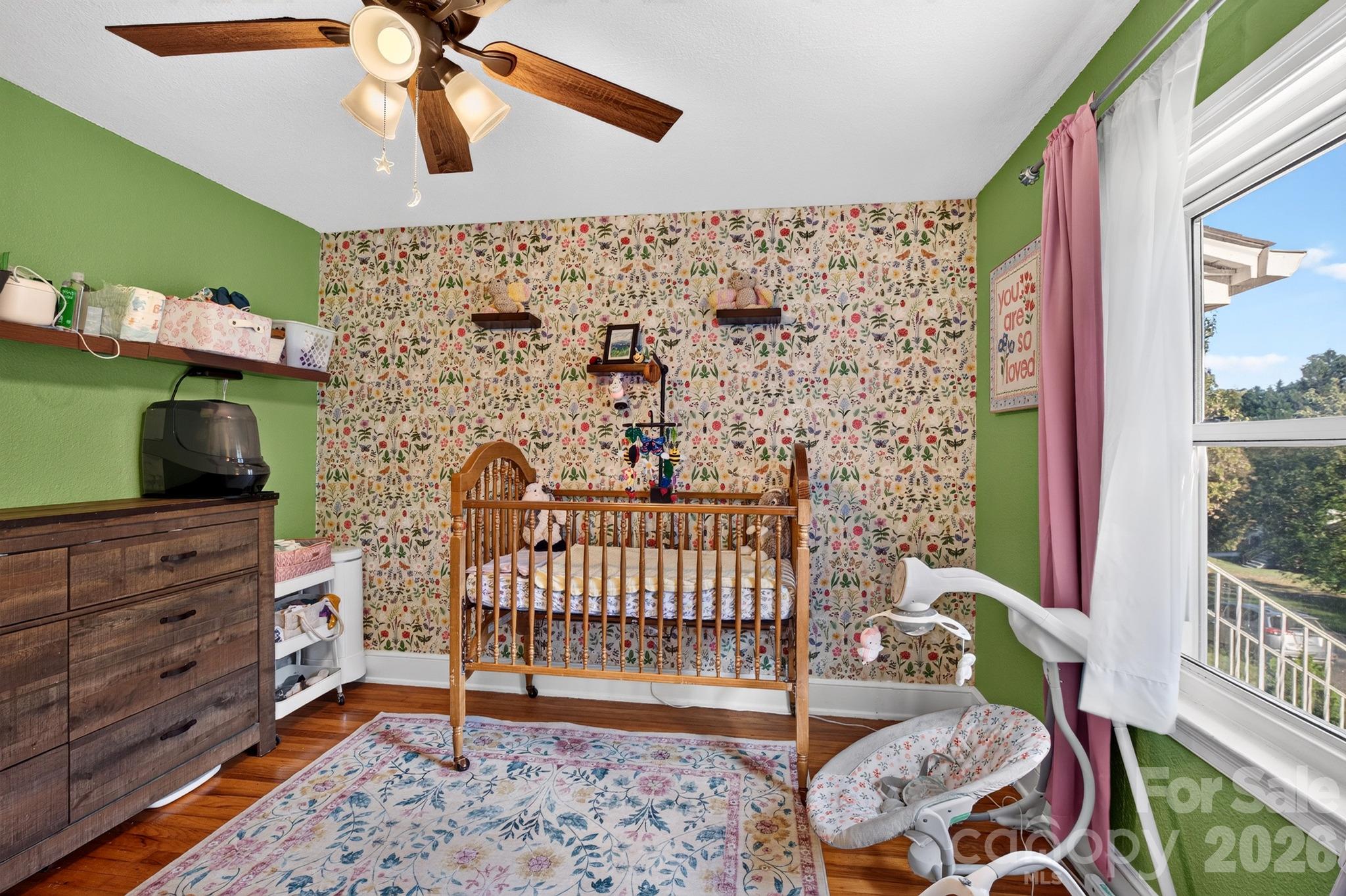 main property photo 40