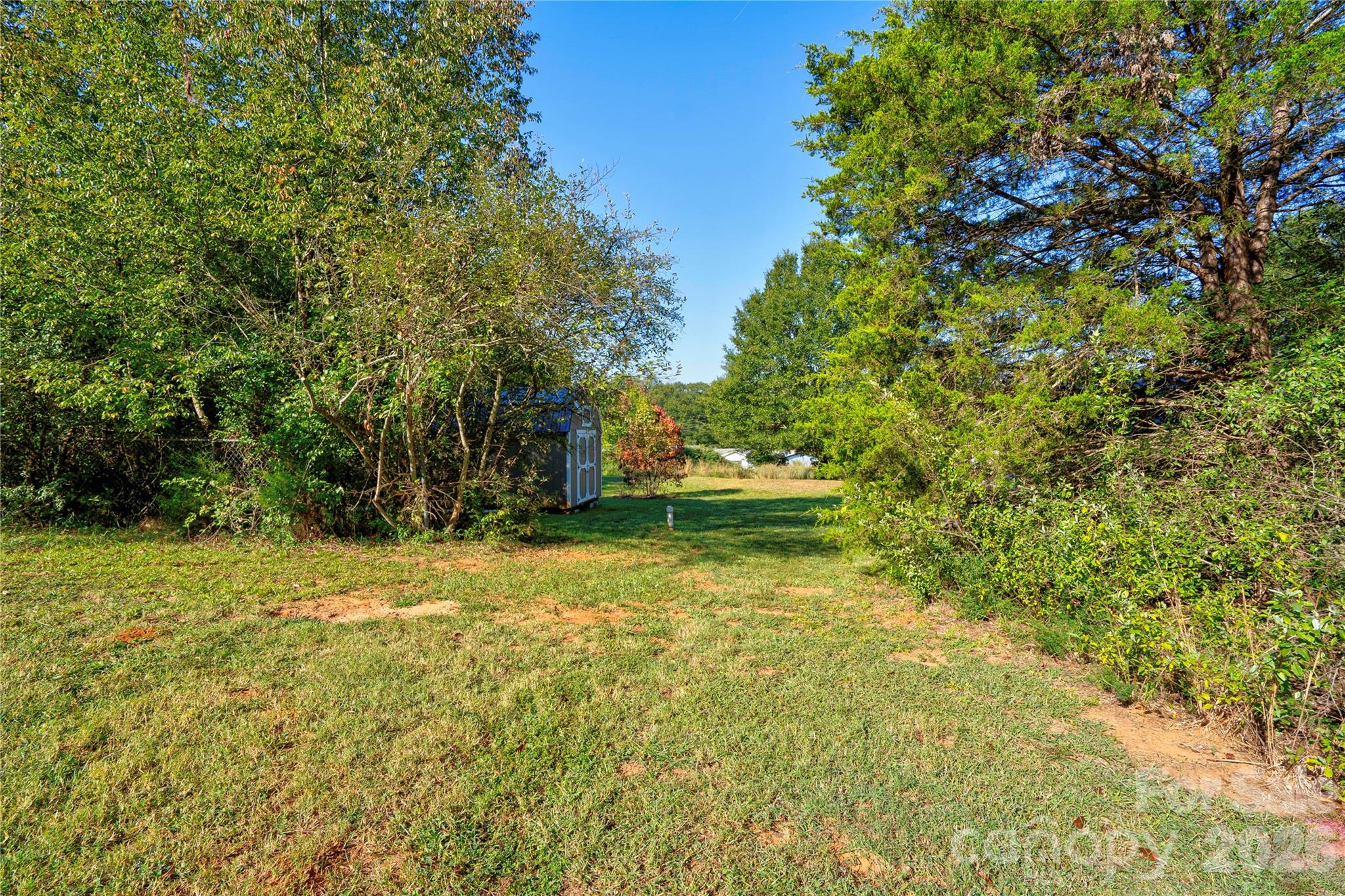 main property photo 37