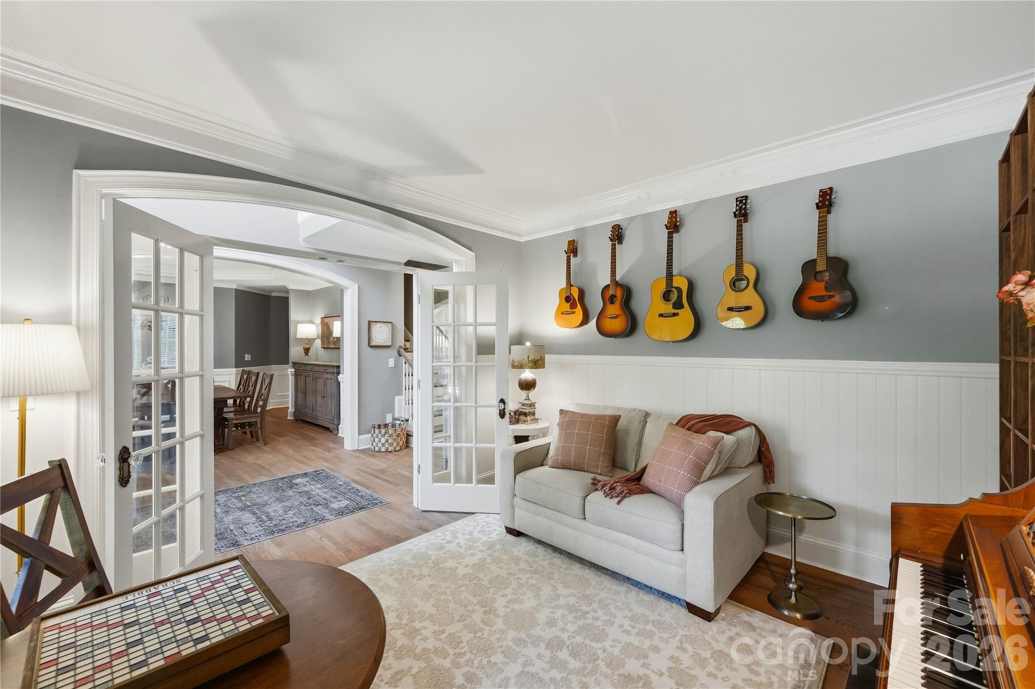 main property photo 6