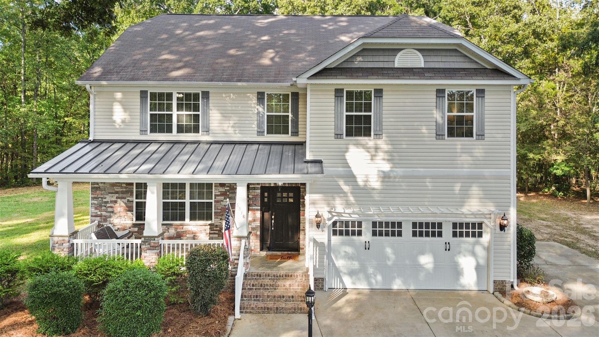 main property photo 10
