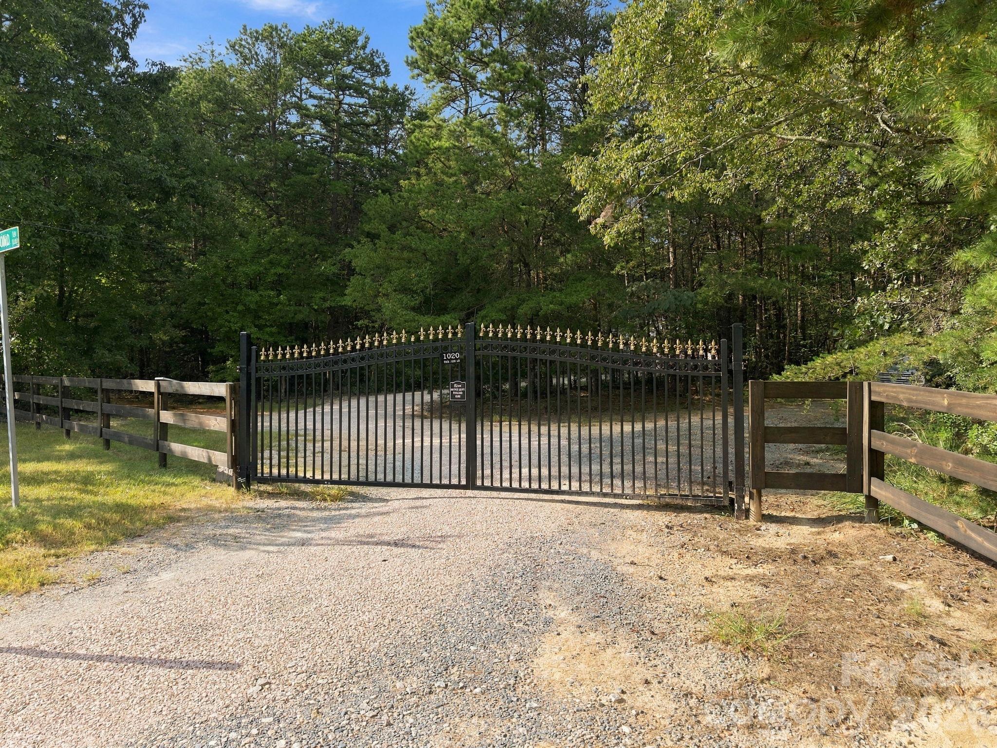 main property photo 42