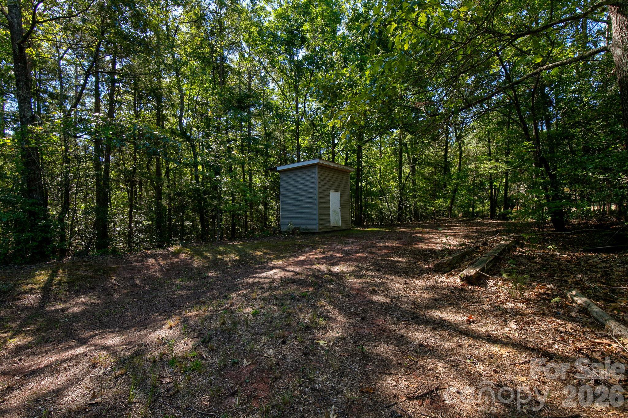 main property photo 35