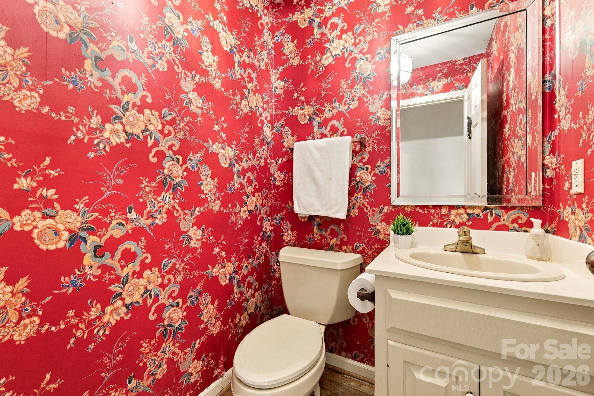 main property photo 10