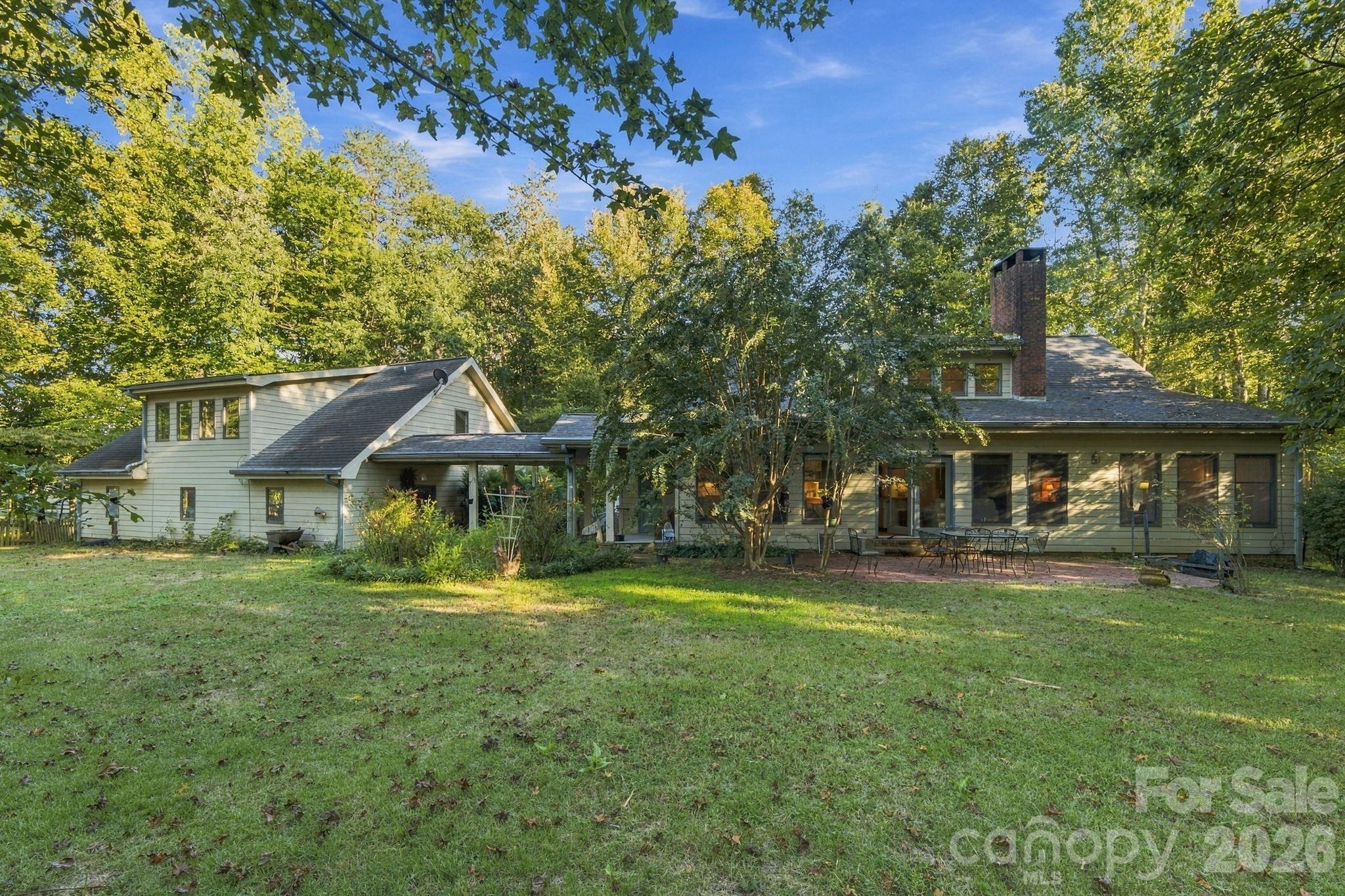 main property photo 45