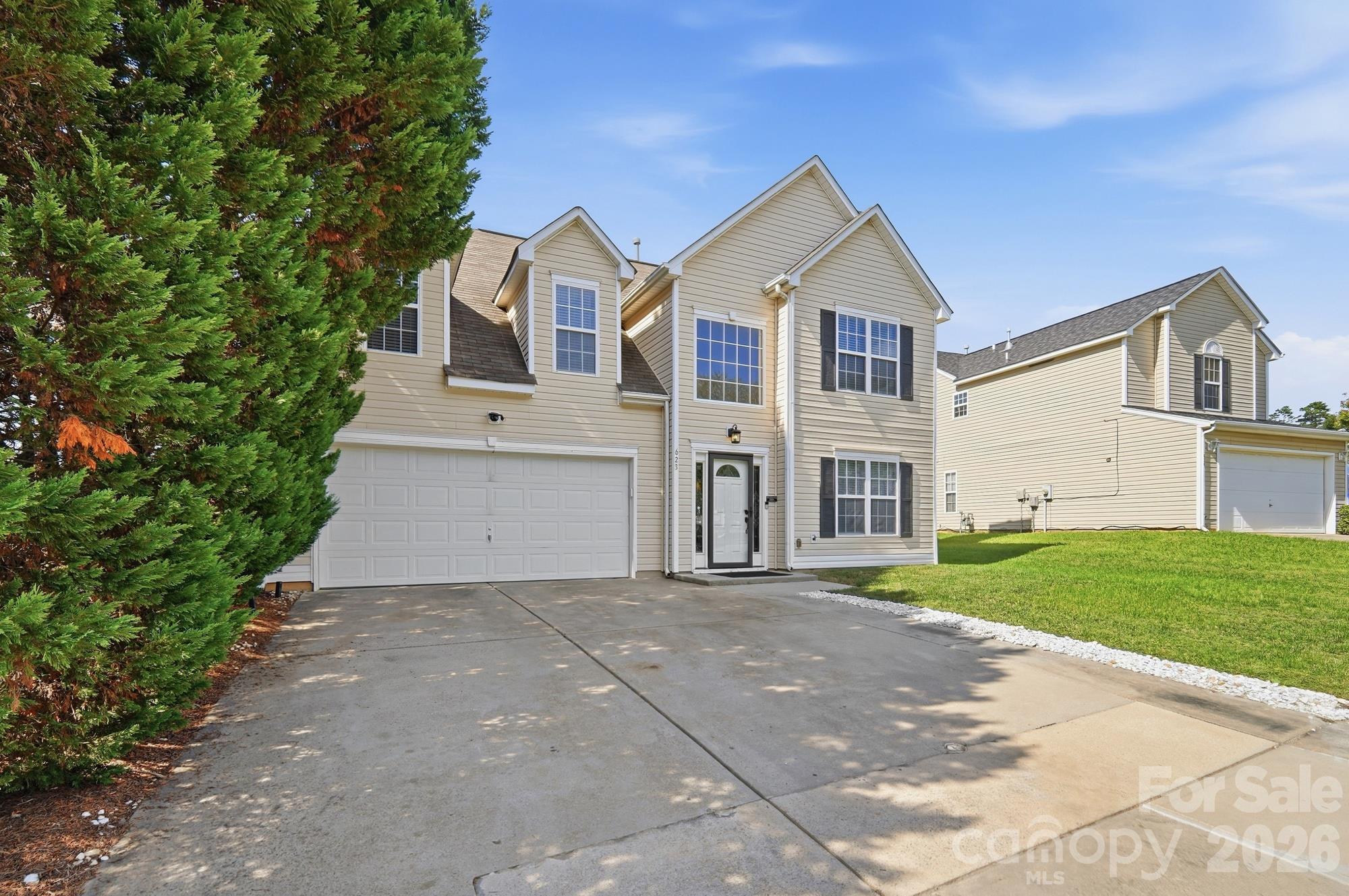 main property photo 8