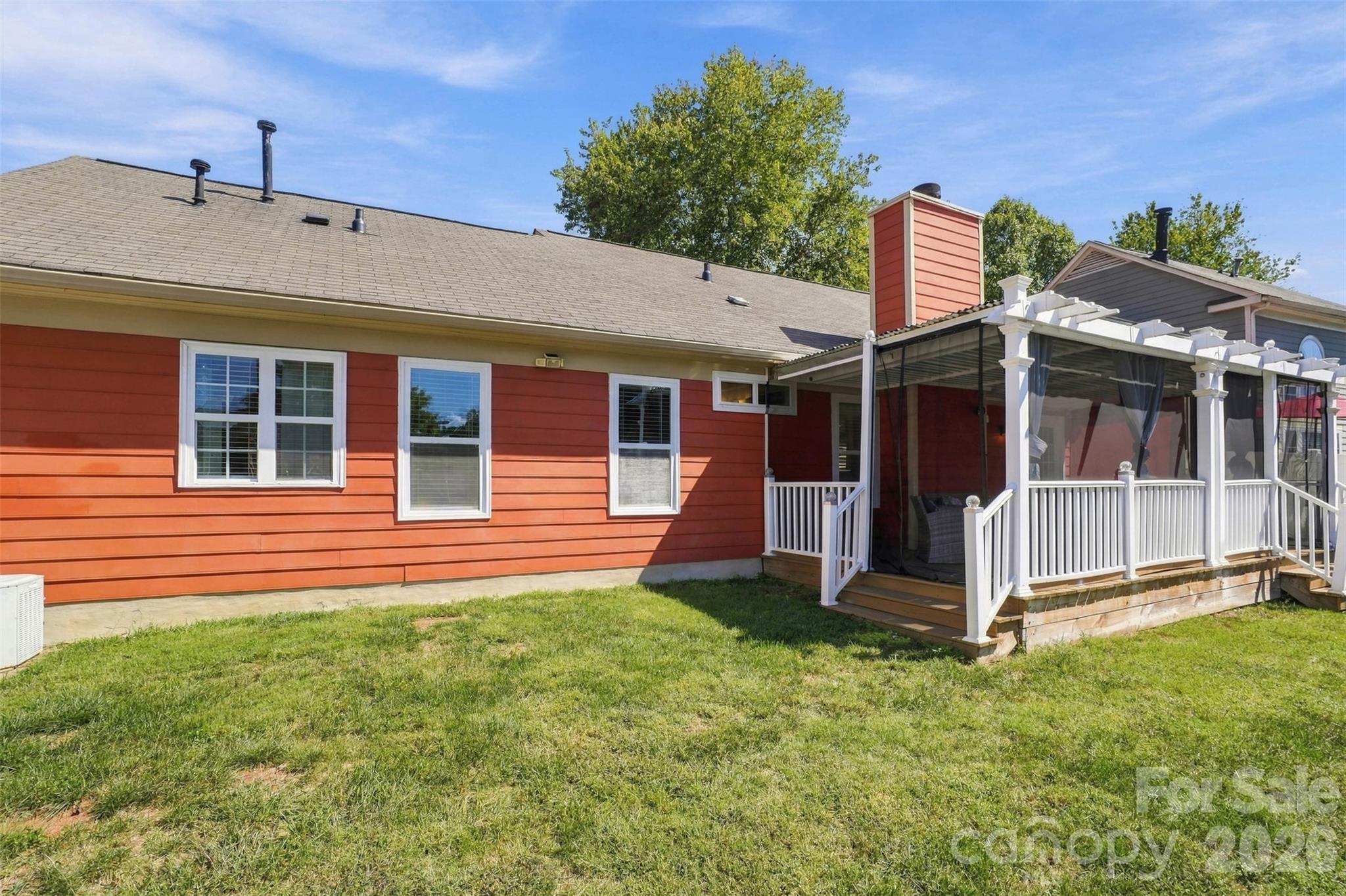 main property photo 30