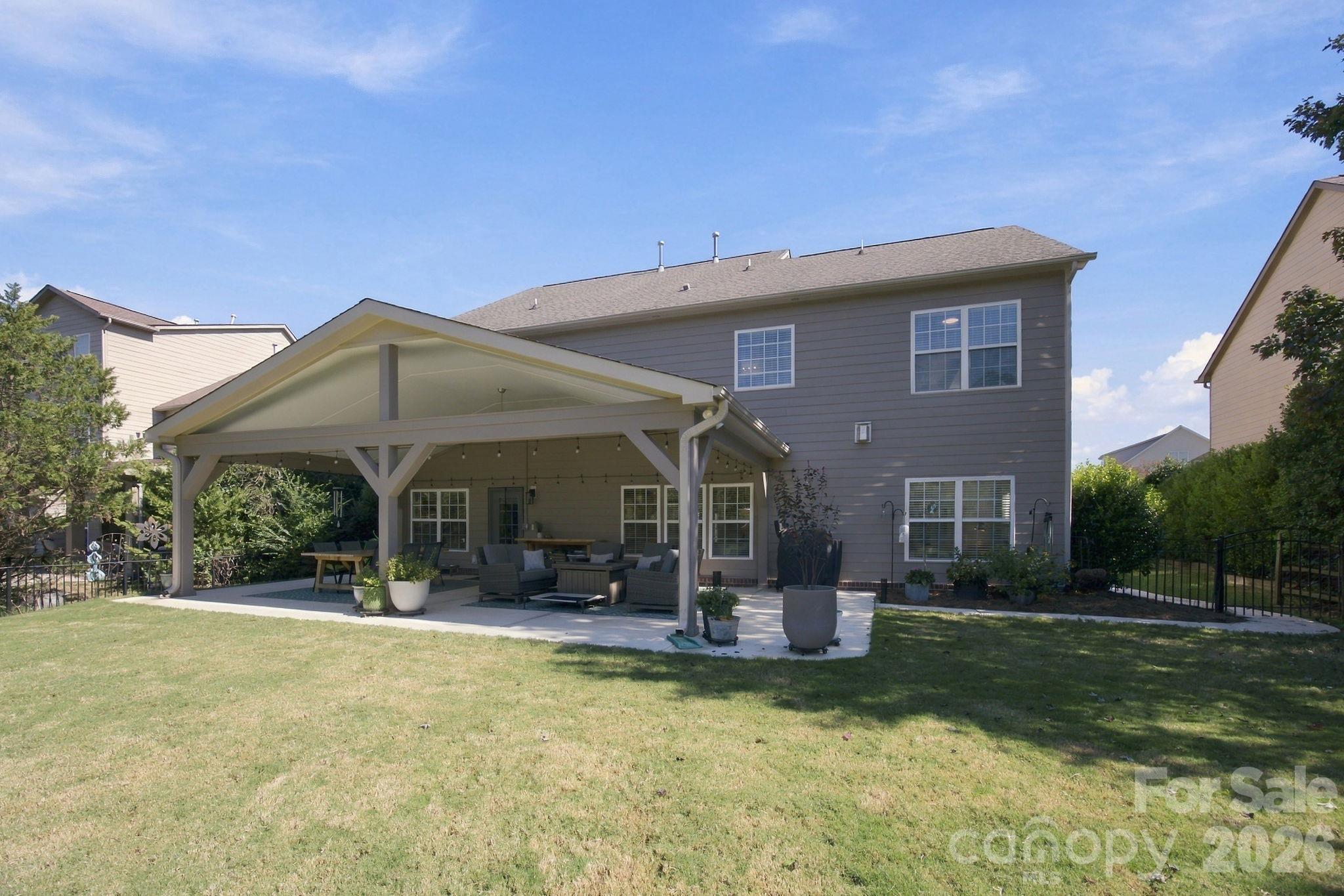 main property photo 32
