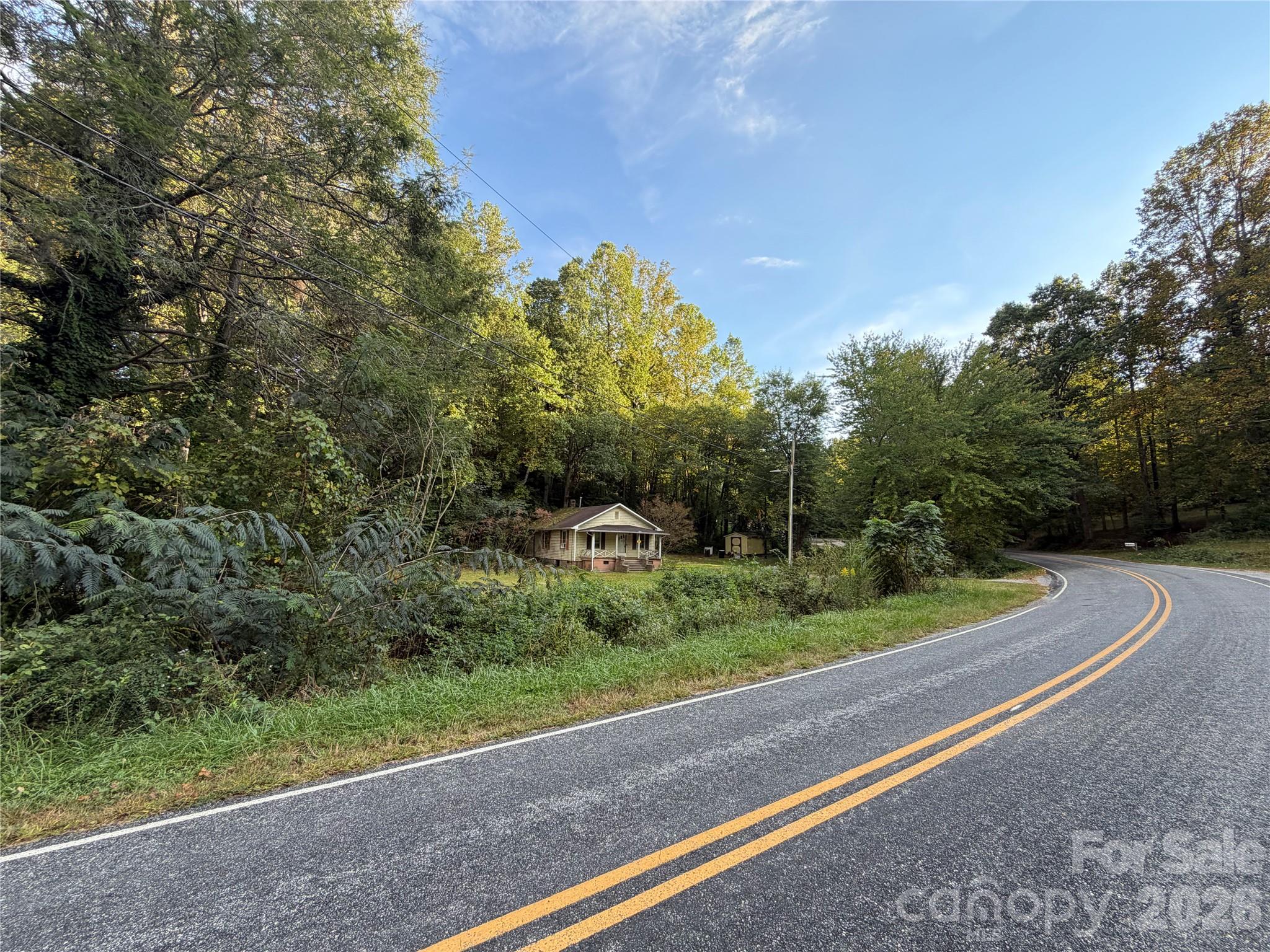 main property photo 10