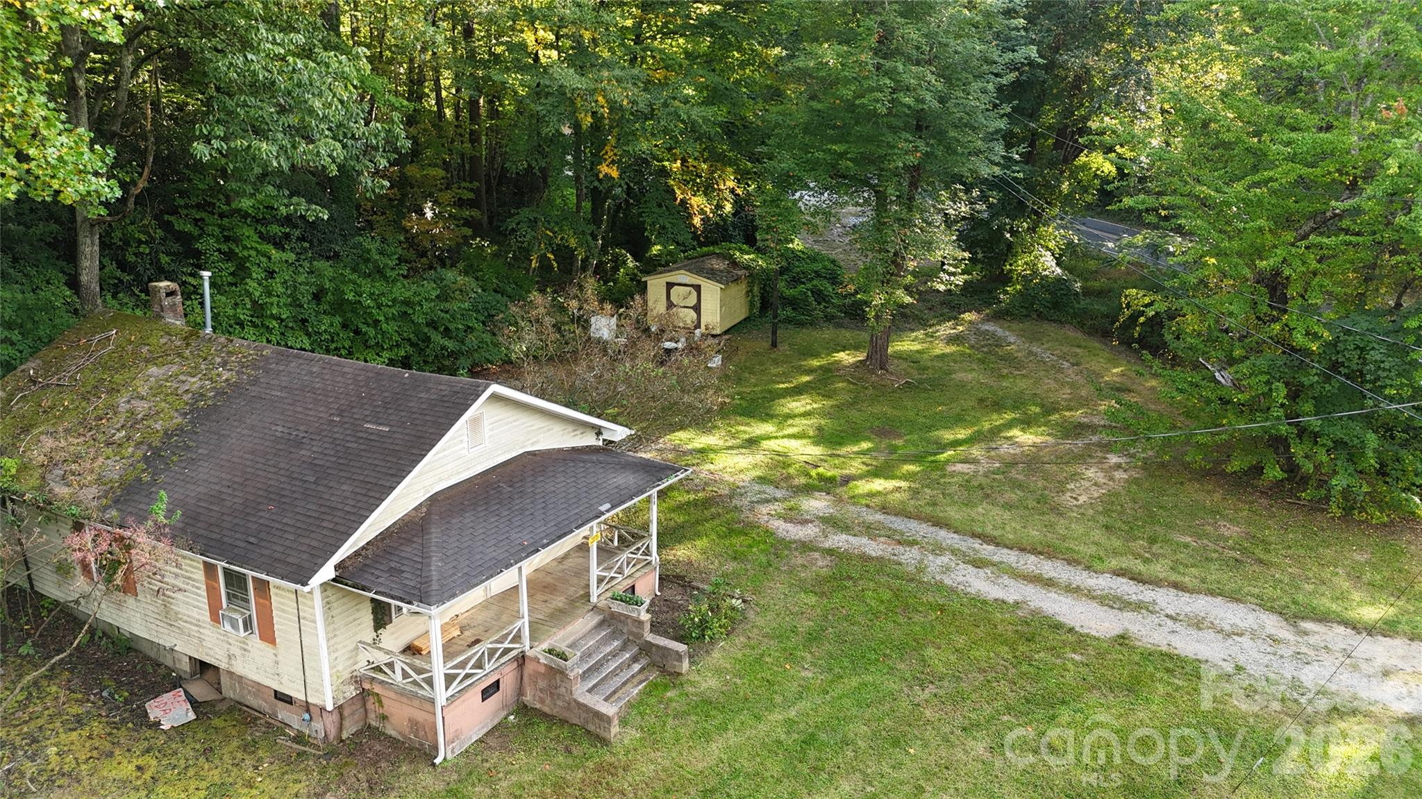 main property photo 29