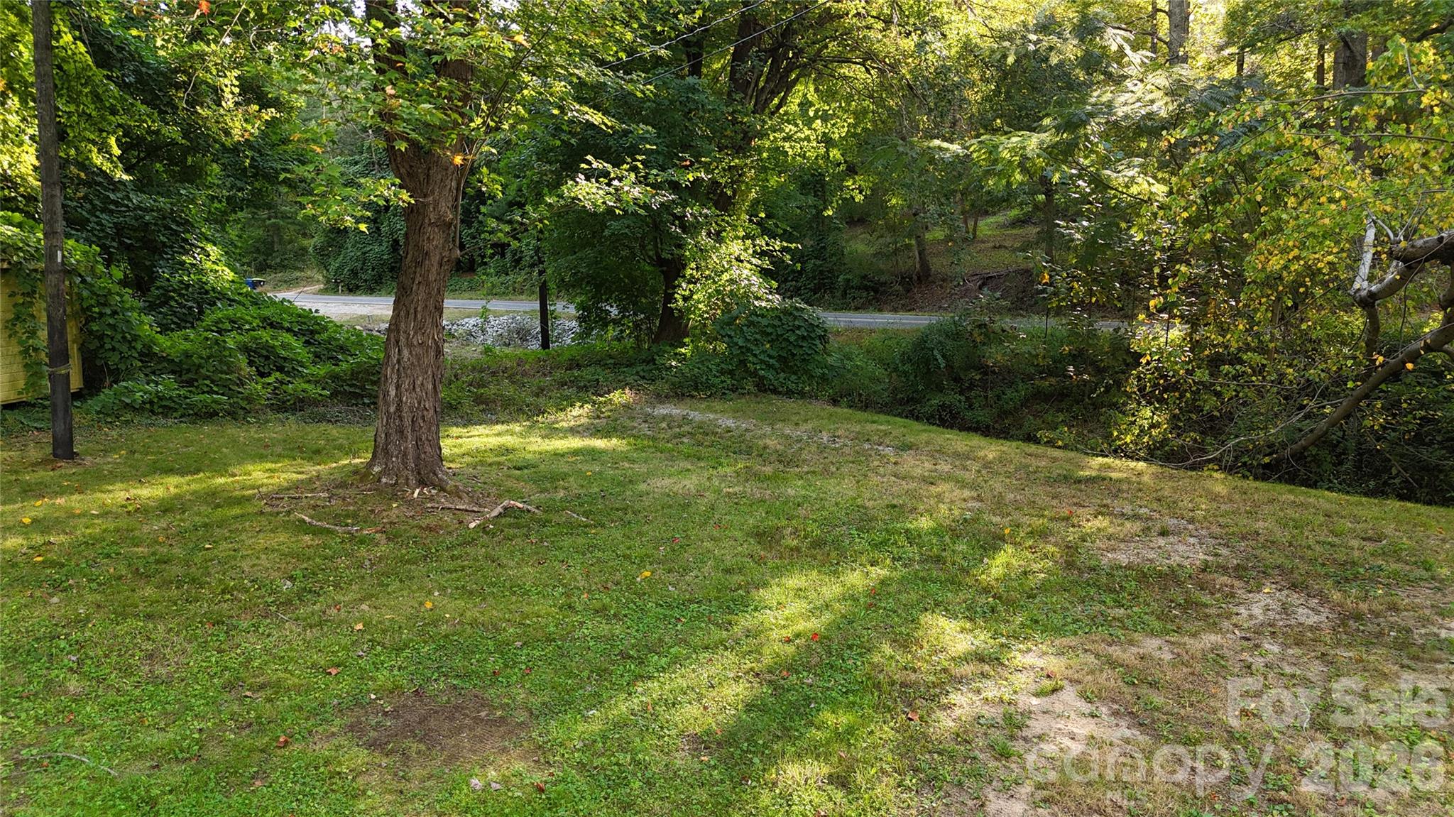 main property photo 33