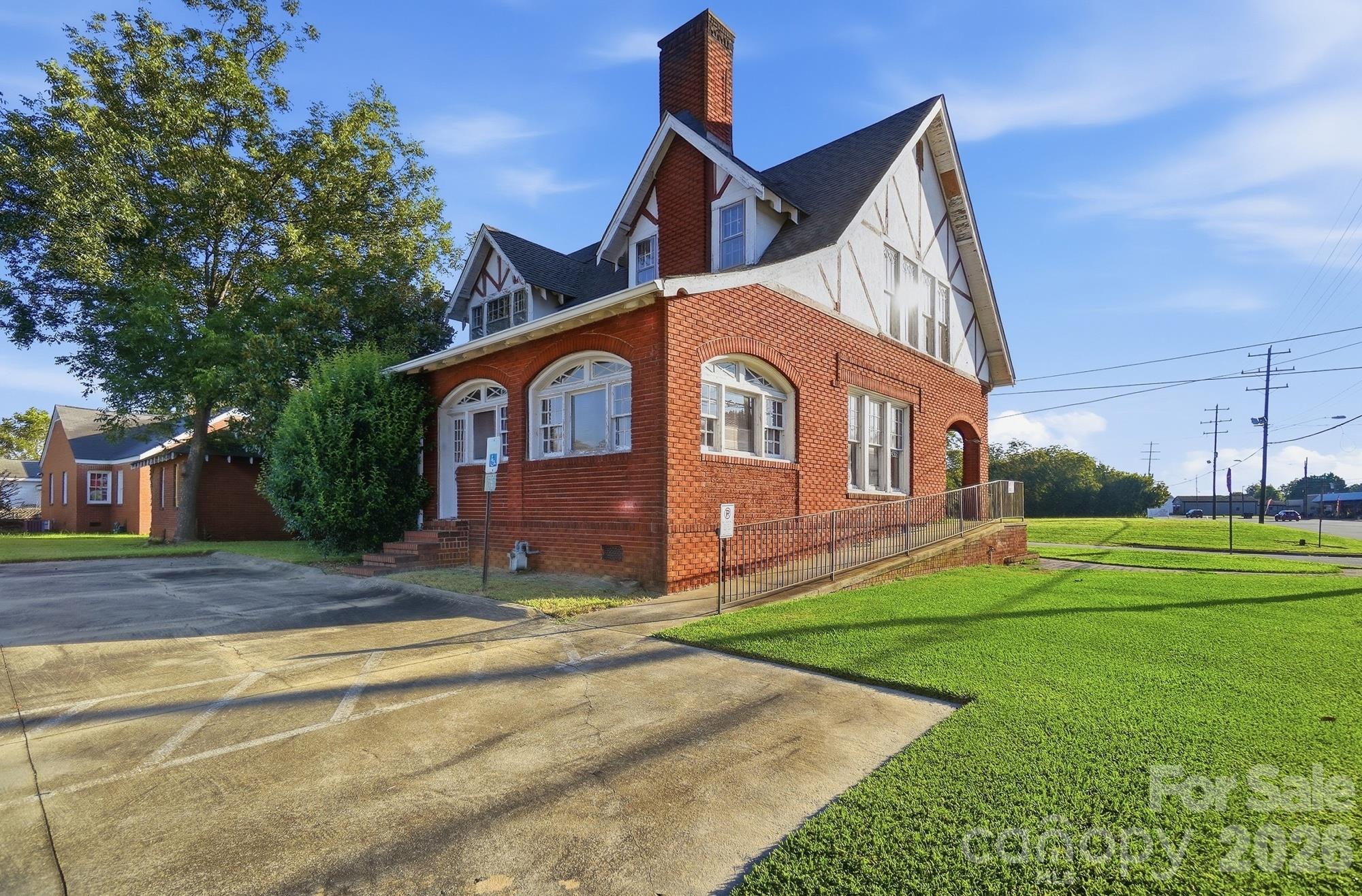 main property photo 38