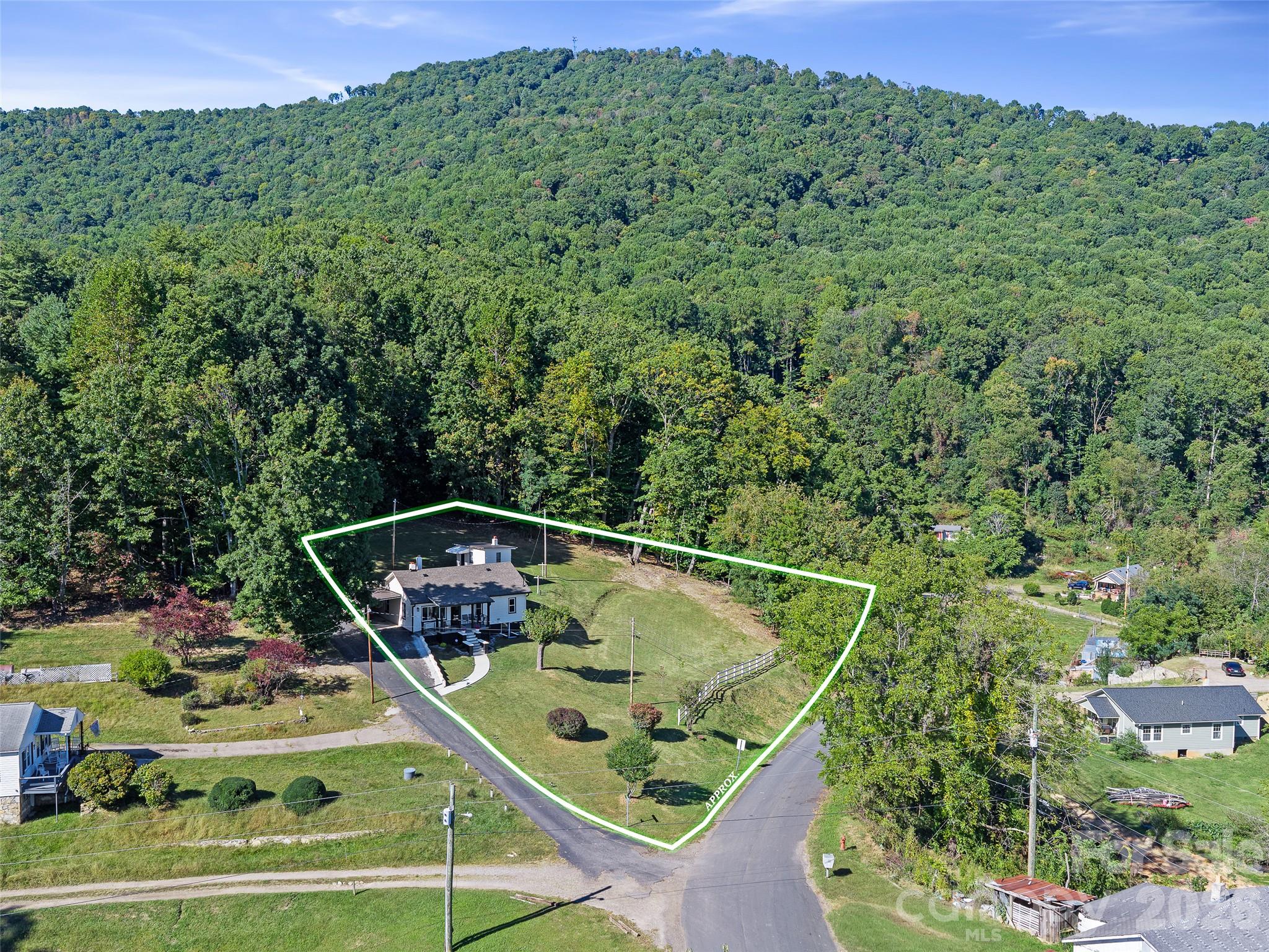 main property photo 23
