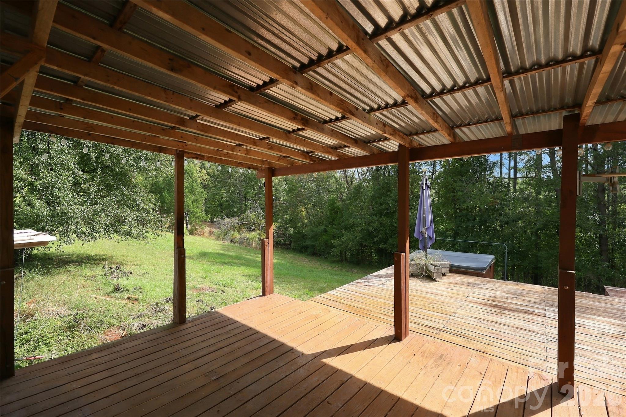 main property photo 32