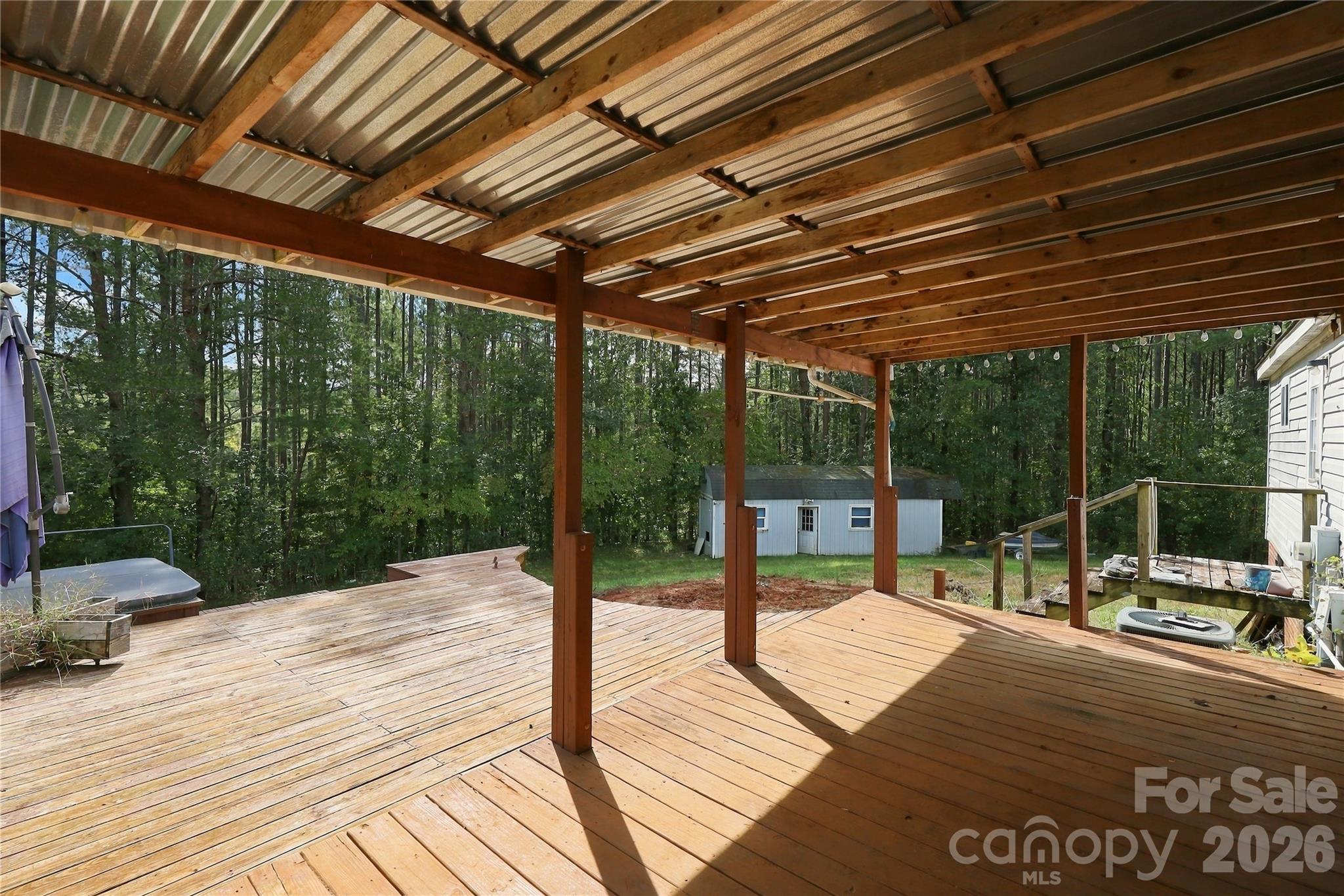 main property photo 33