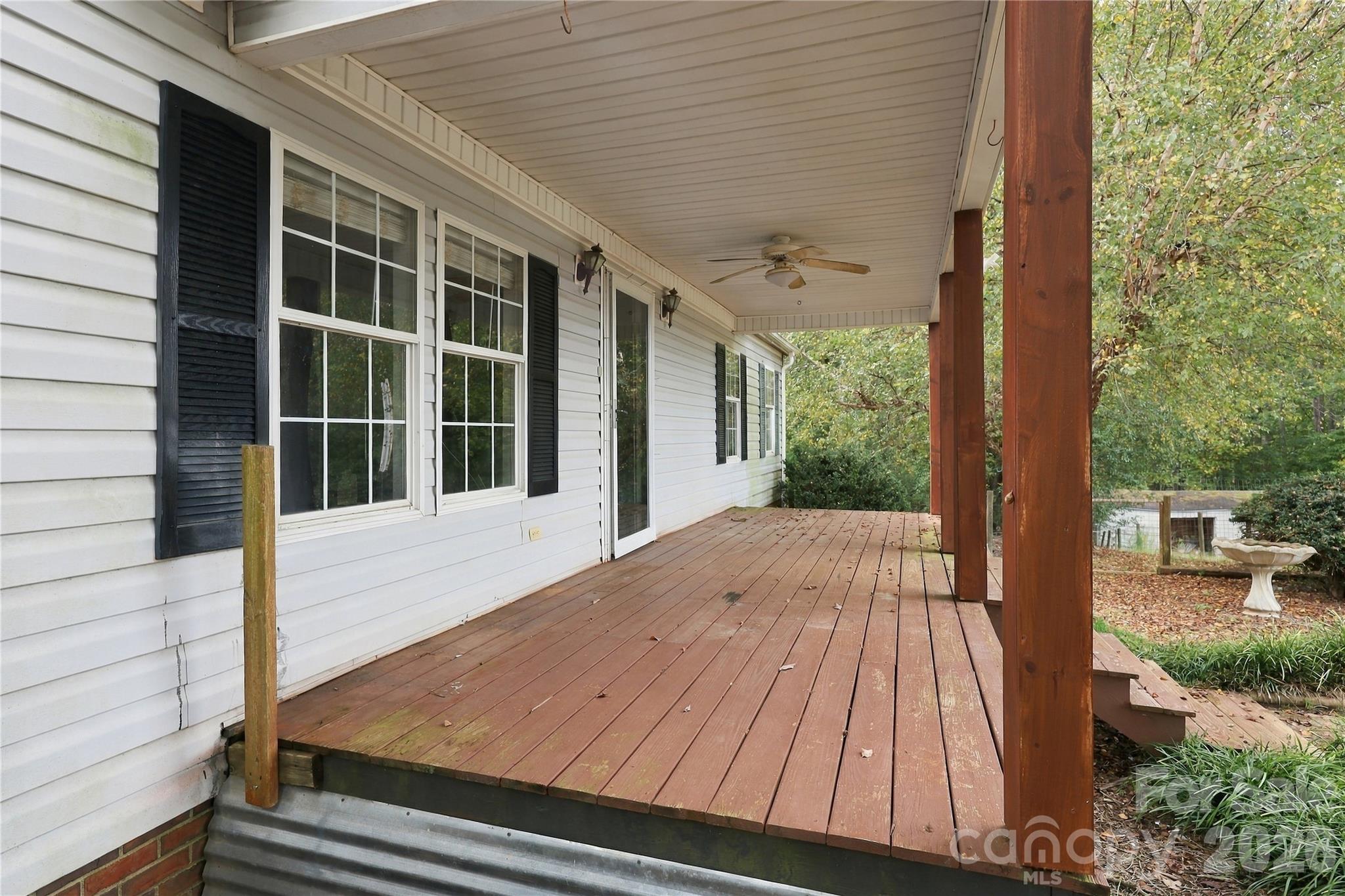 main property photo 44