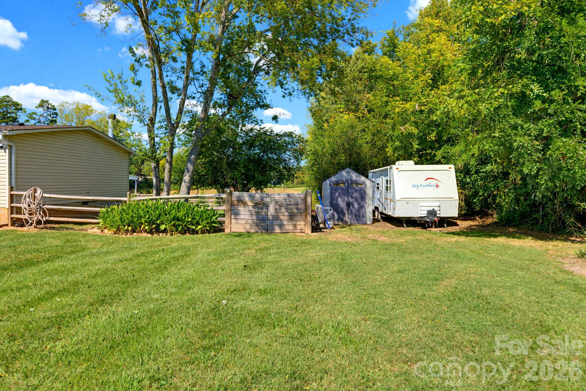 main property photo 27