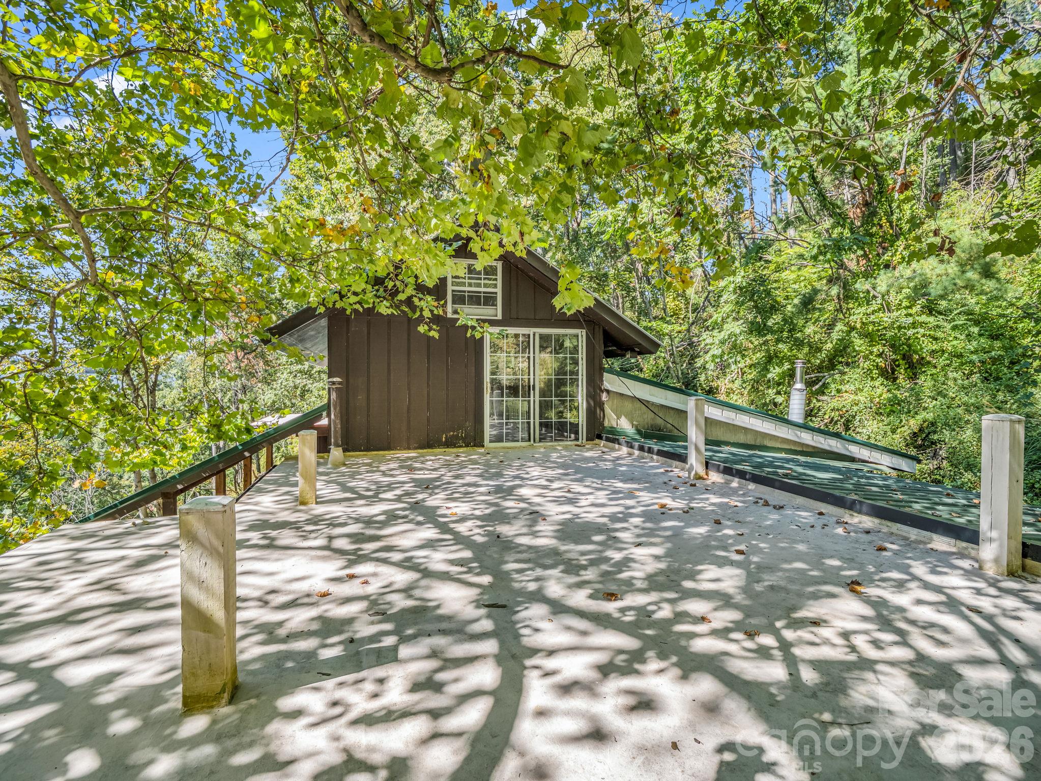 main property photo 34
