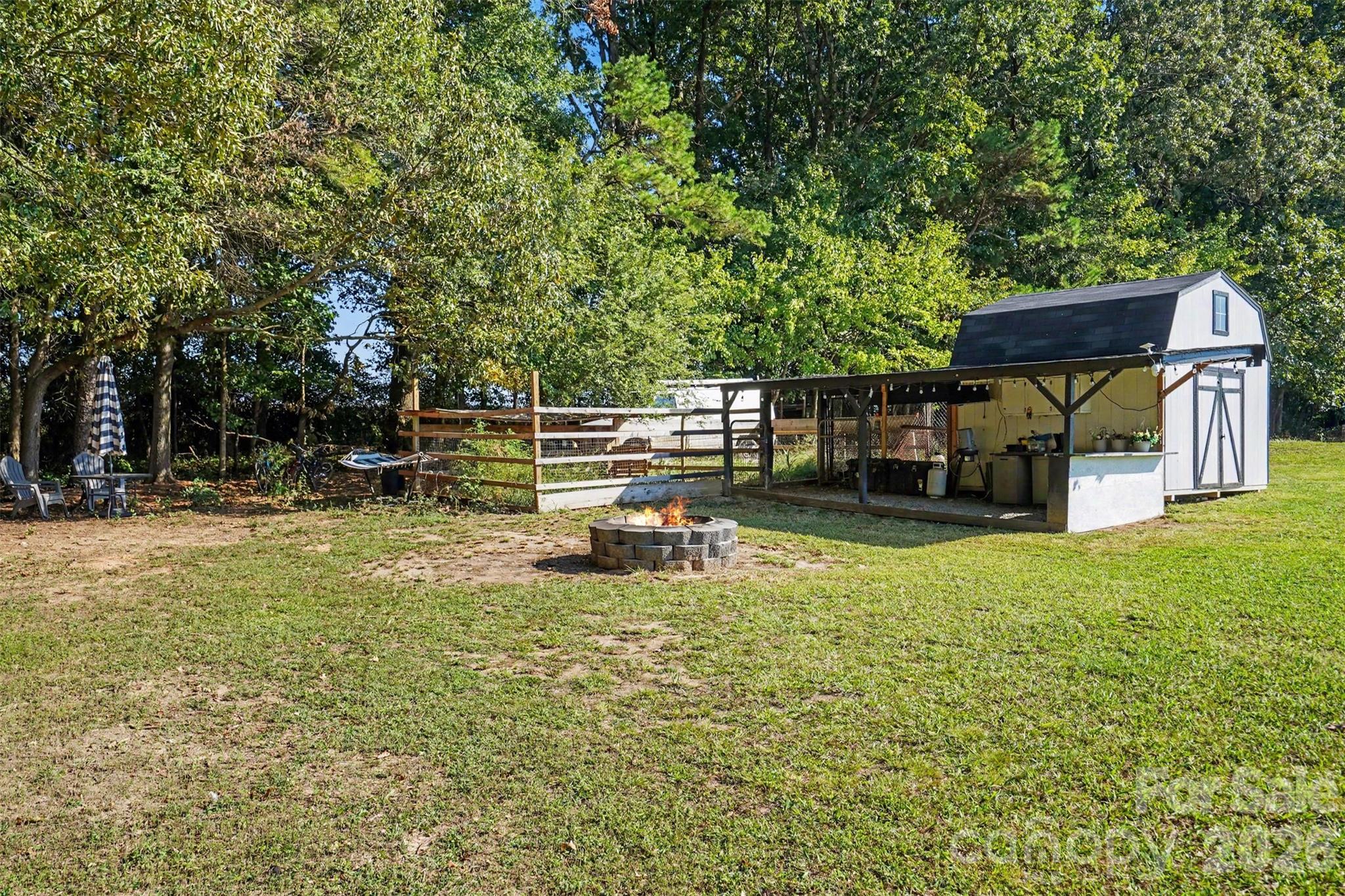 main property photo 25