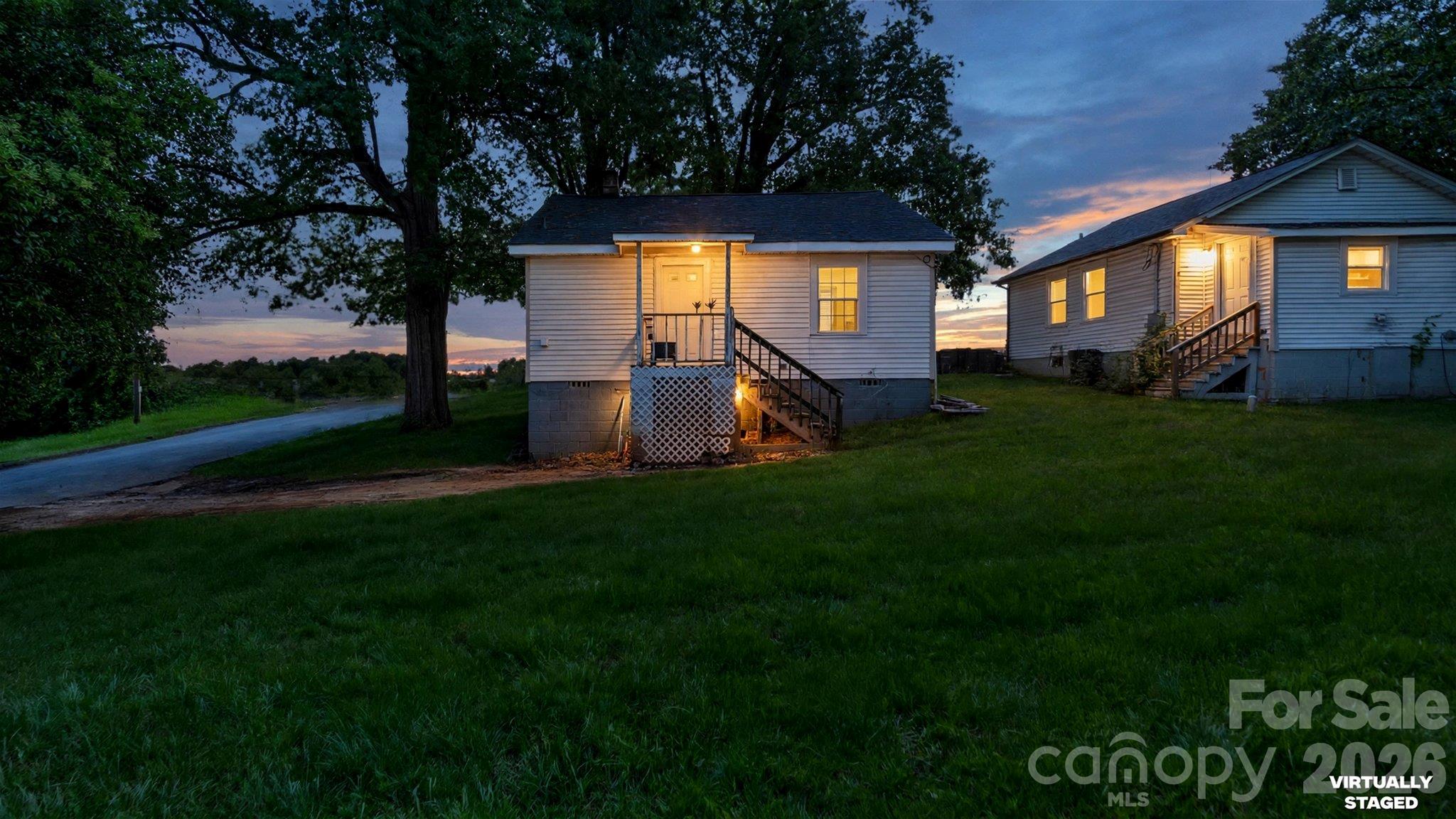 main property photo 30