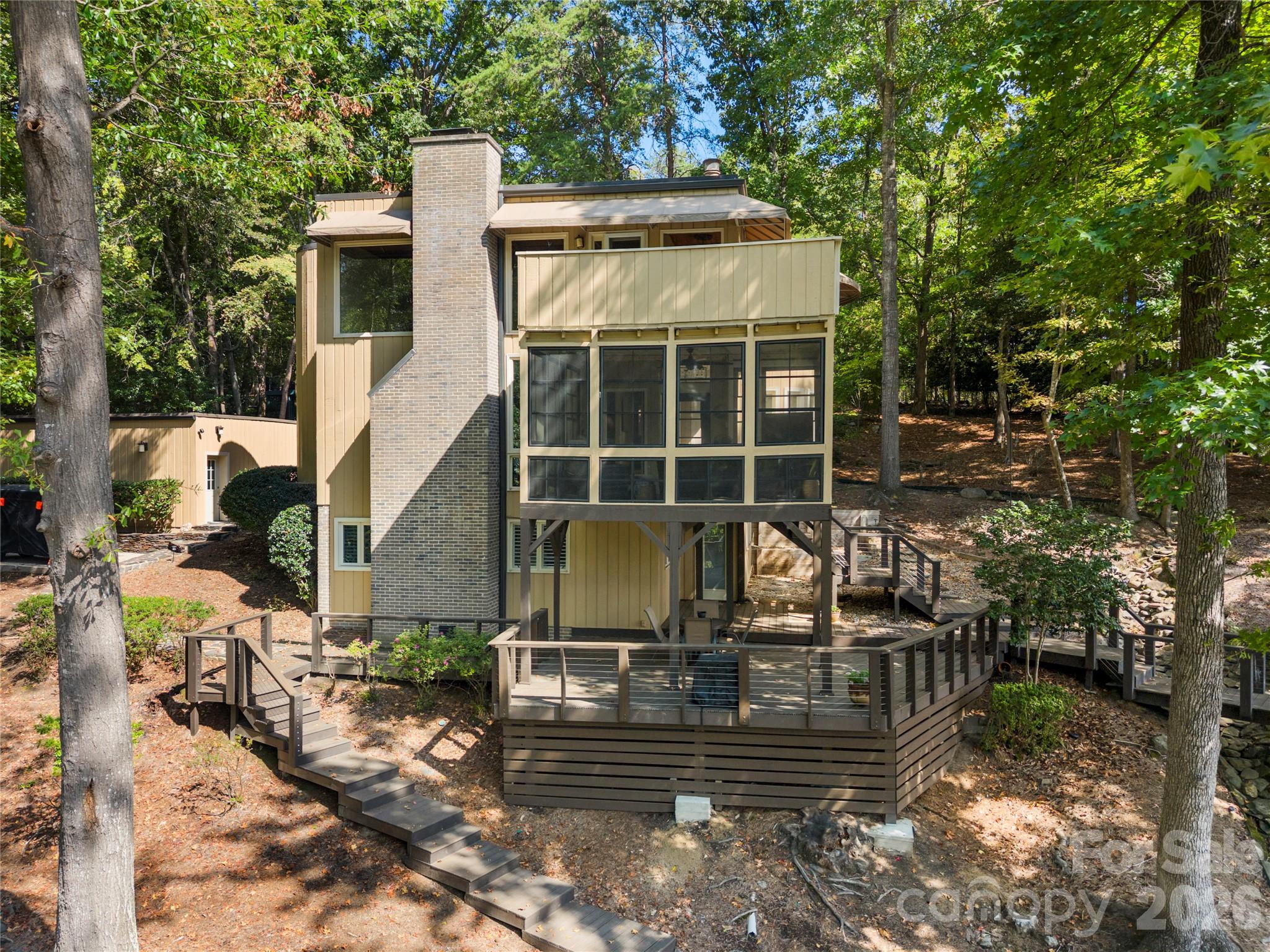 main property photo 41