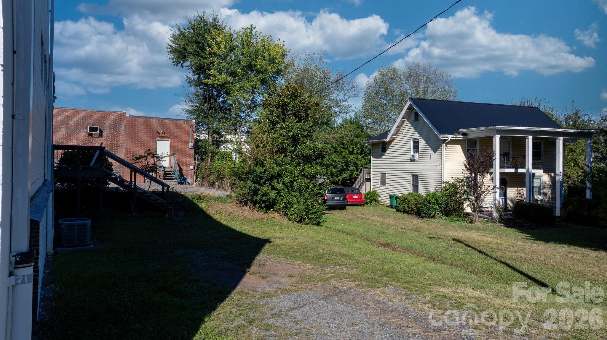 main property photo 36
