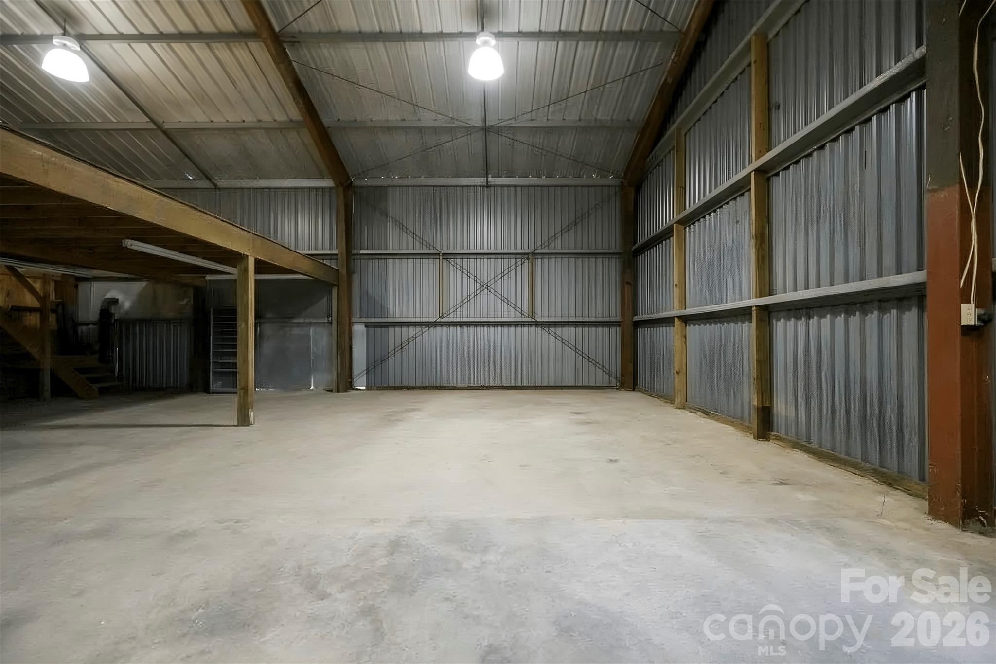 main property photo 39