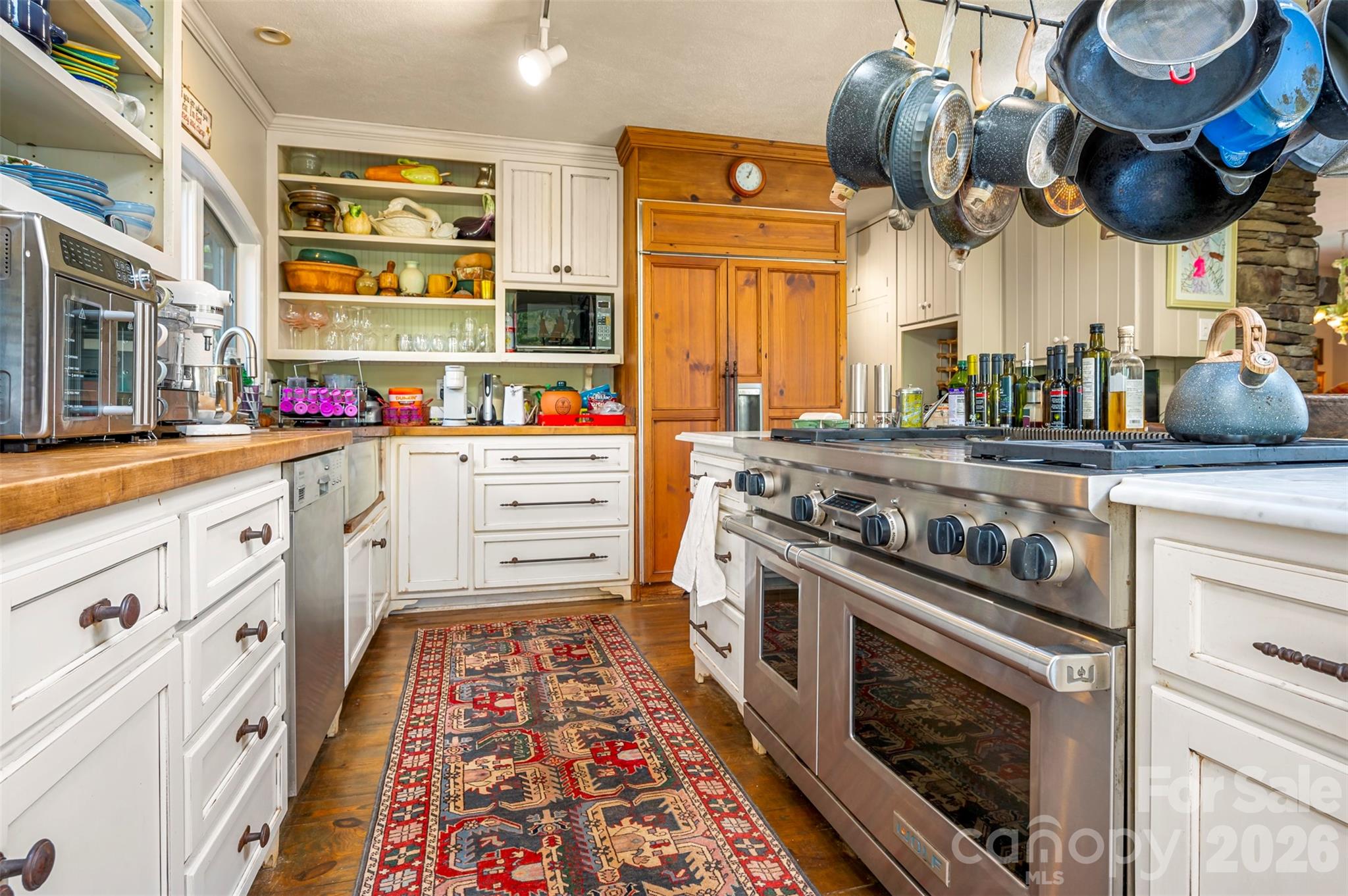main property photo 16