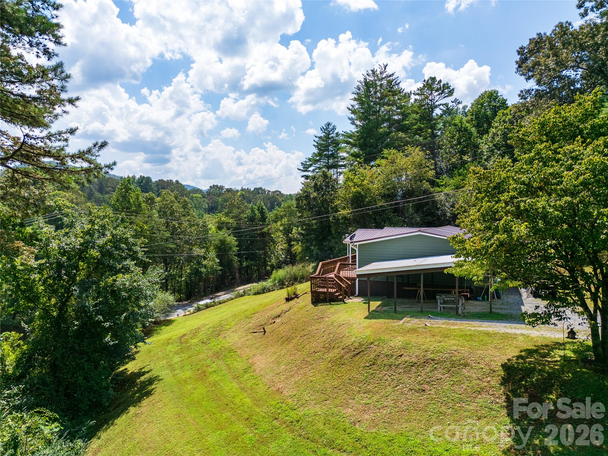 main property photo 9