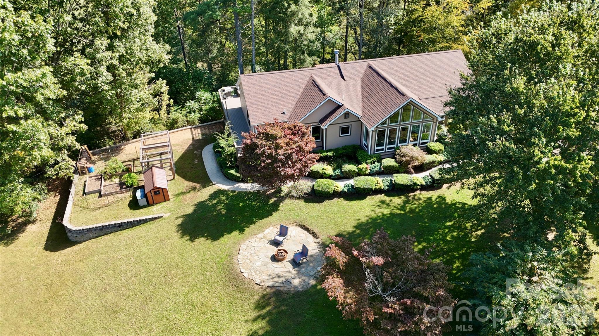 main property photo 44