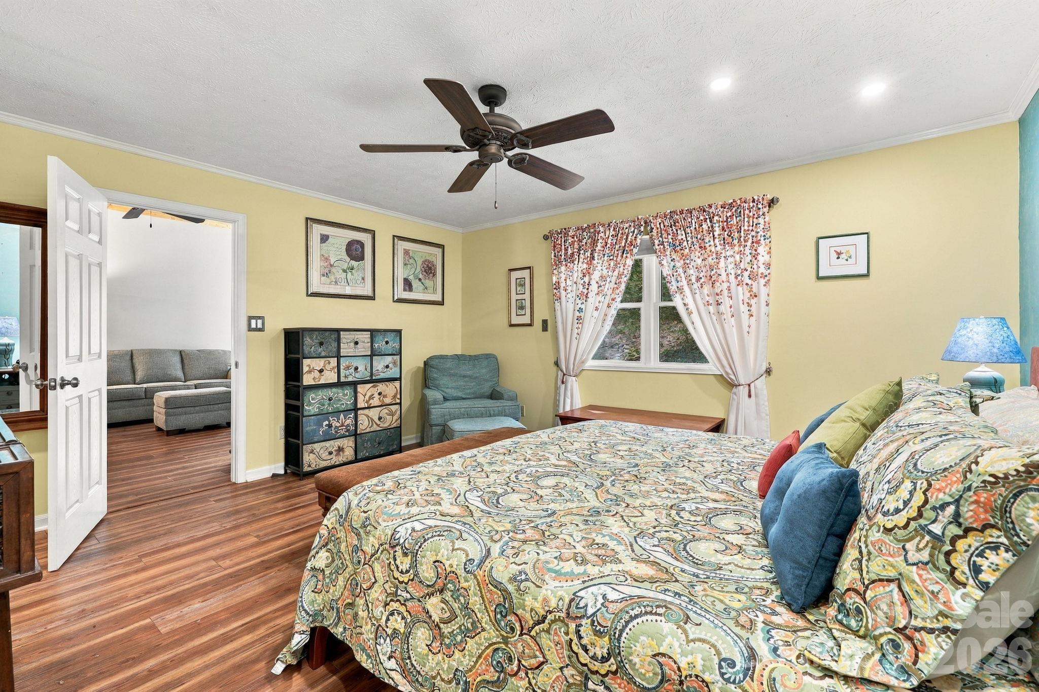 main property photo 27