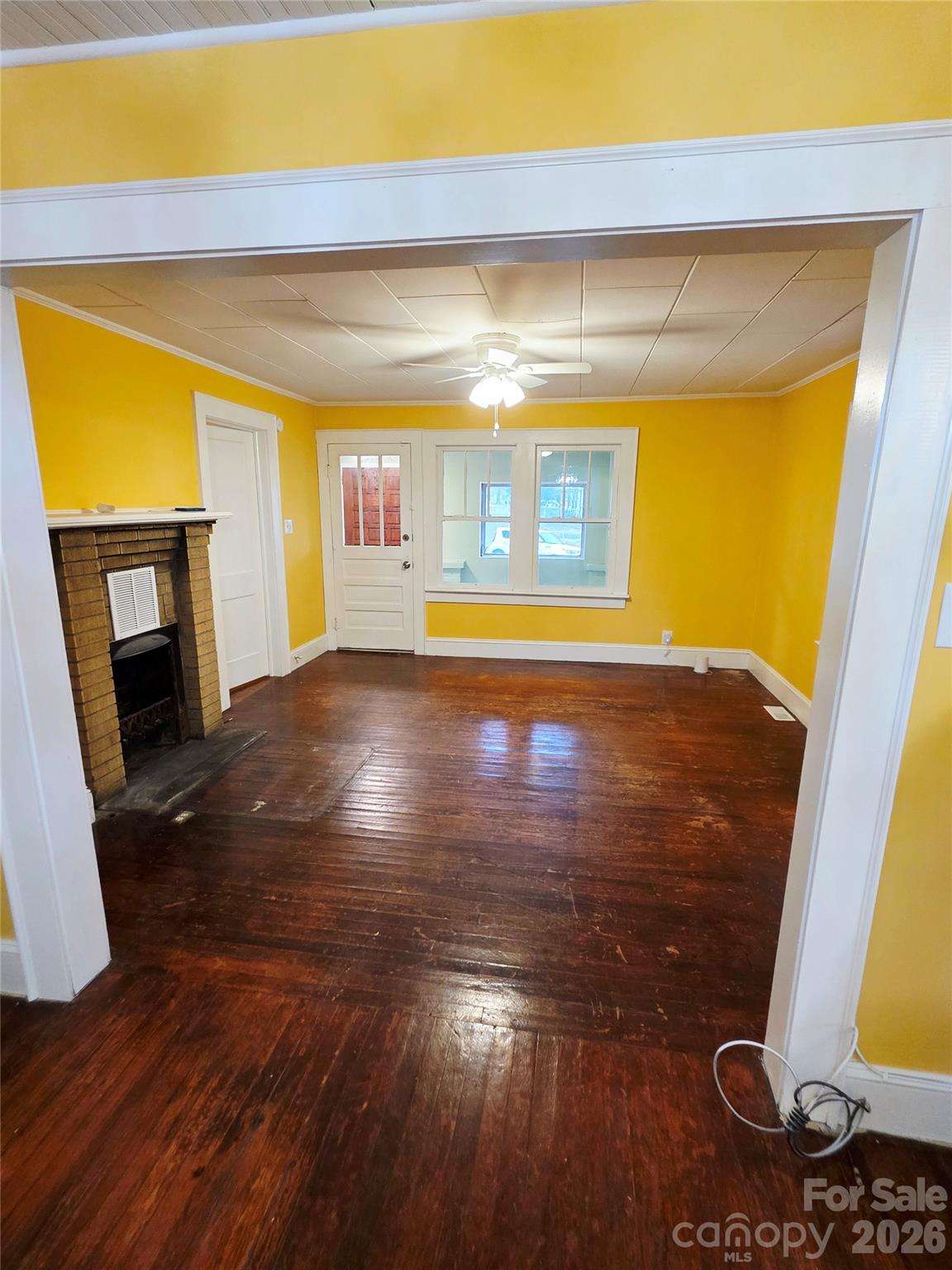 main property photo 3
