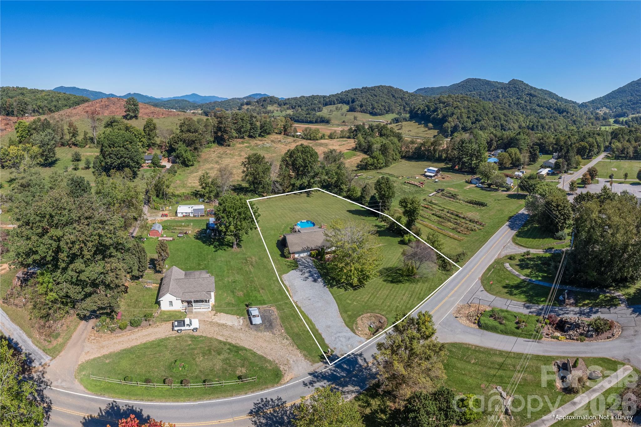 main property photo 36