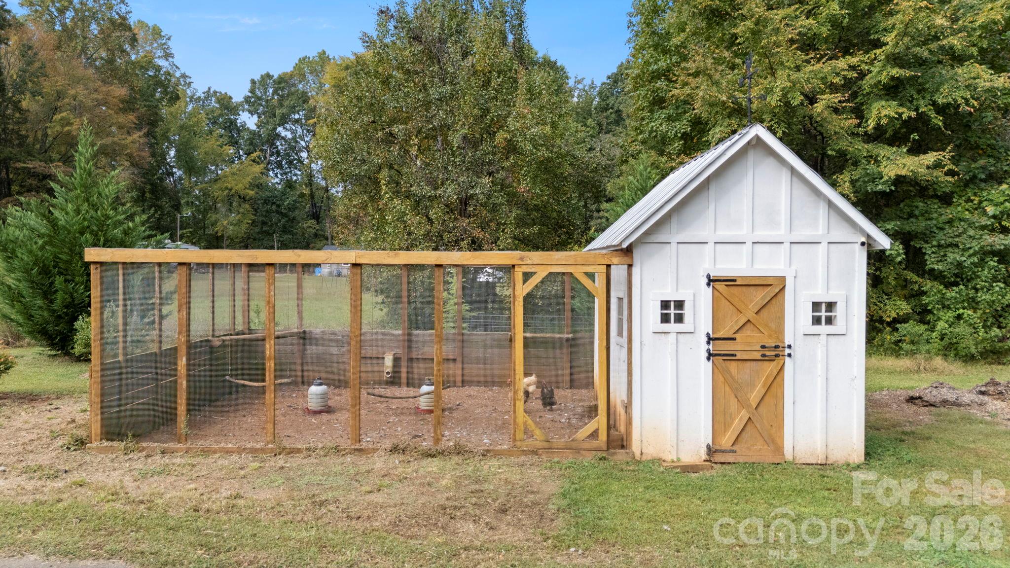 main property photo 20