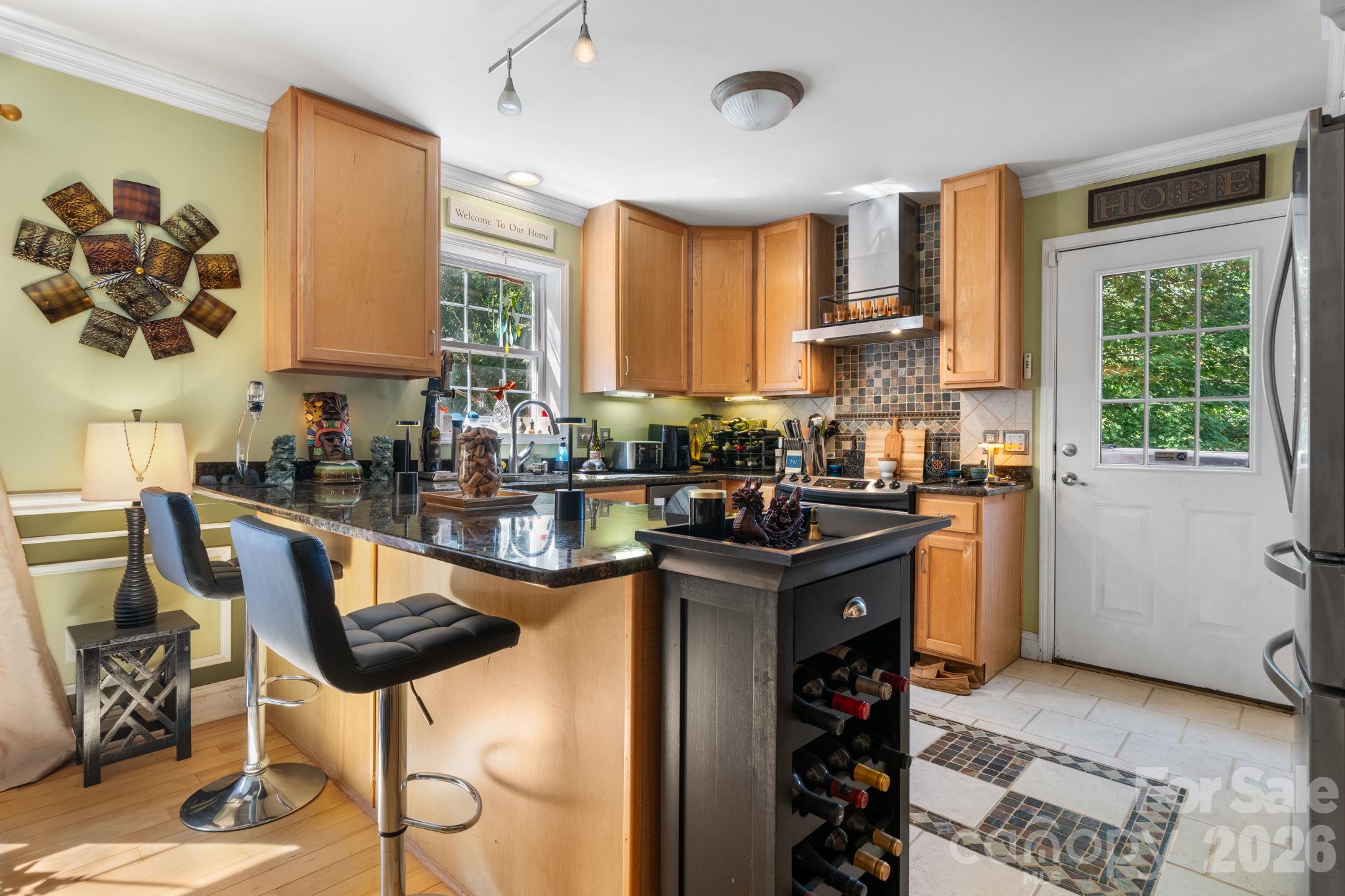 main property photo 15