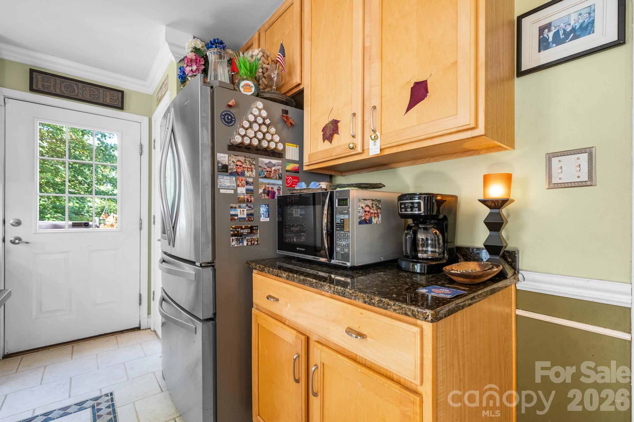 main property photo 18