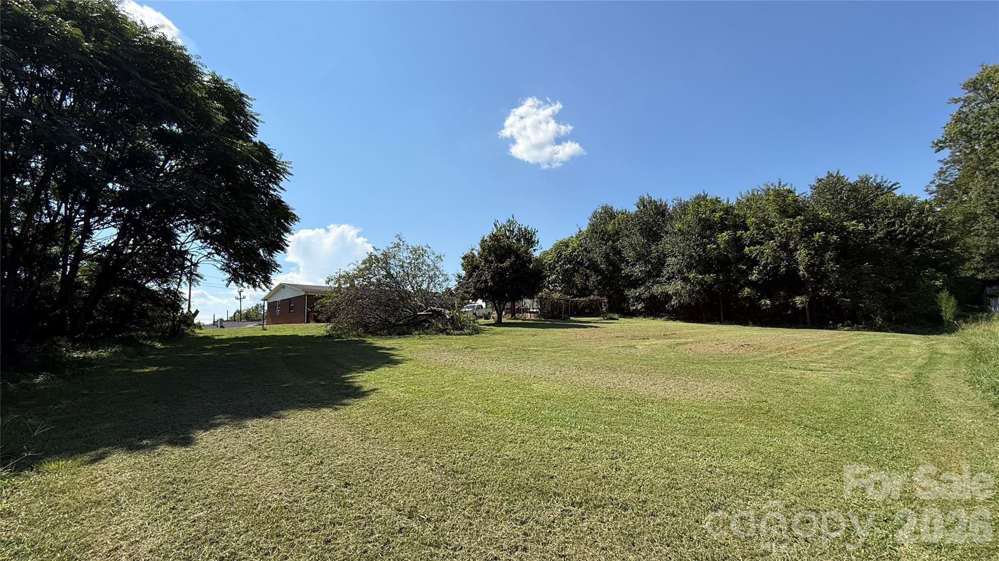 main property photo 12