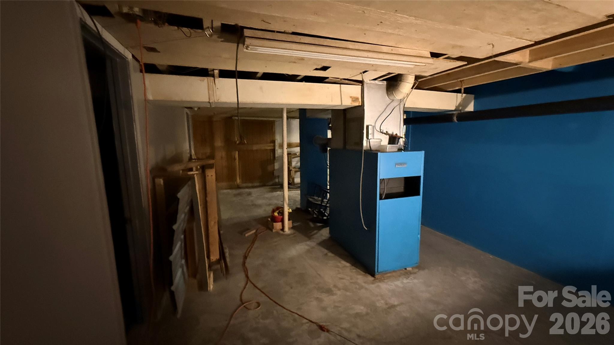 main property photo 45