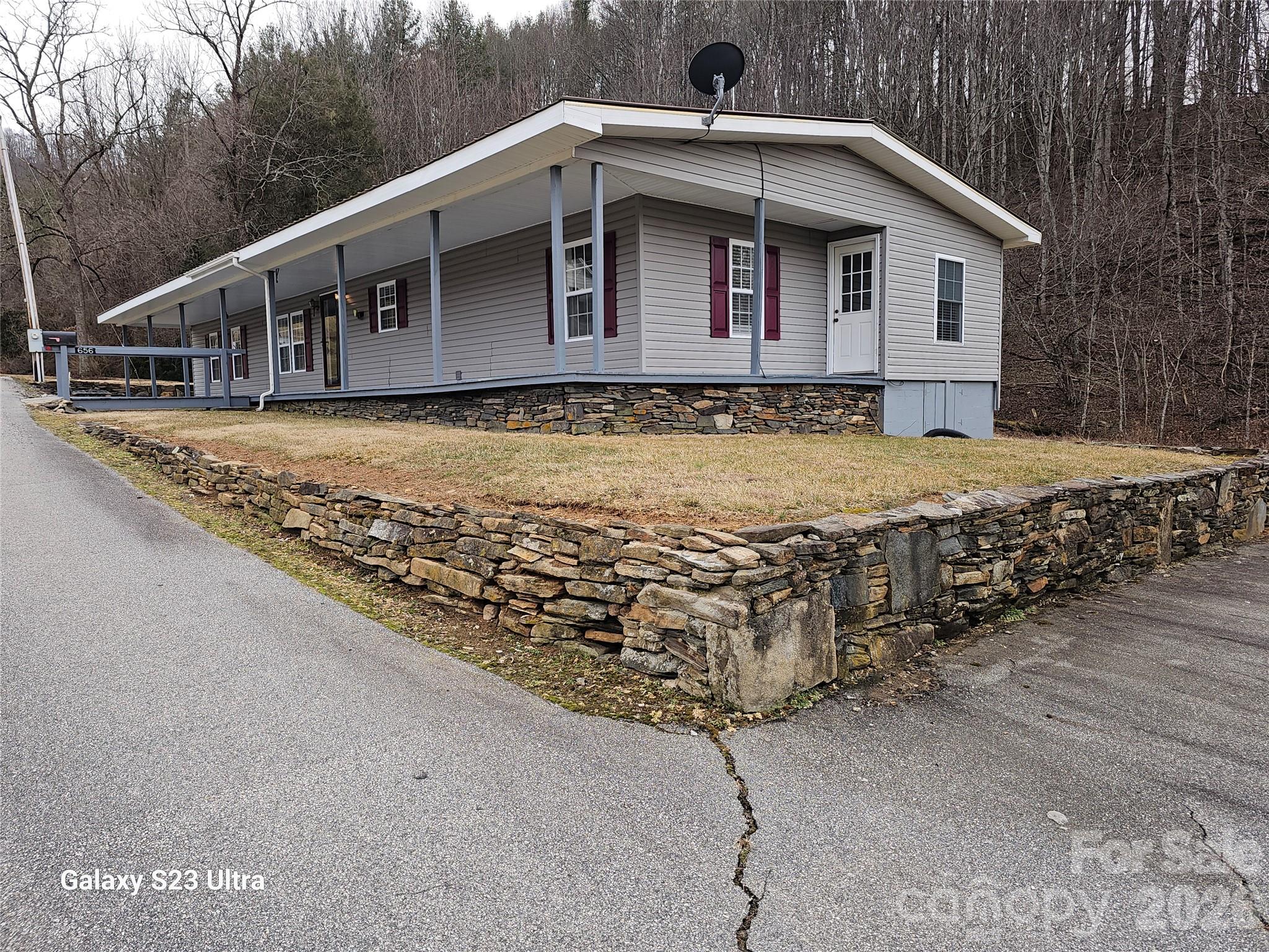 main property photo 3