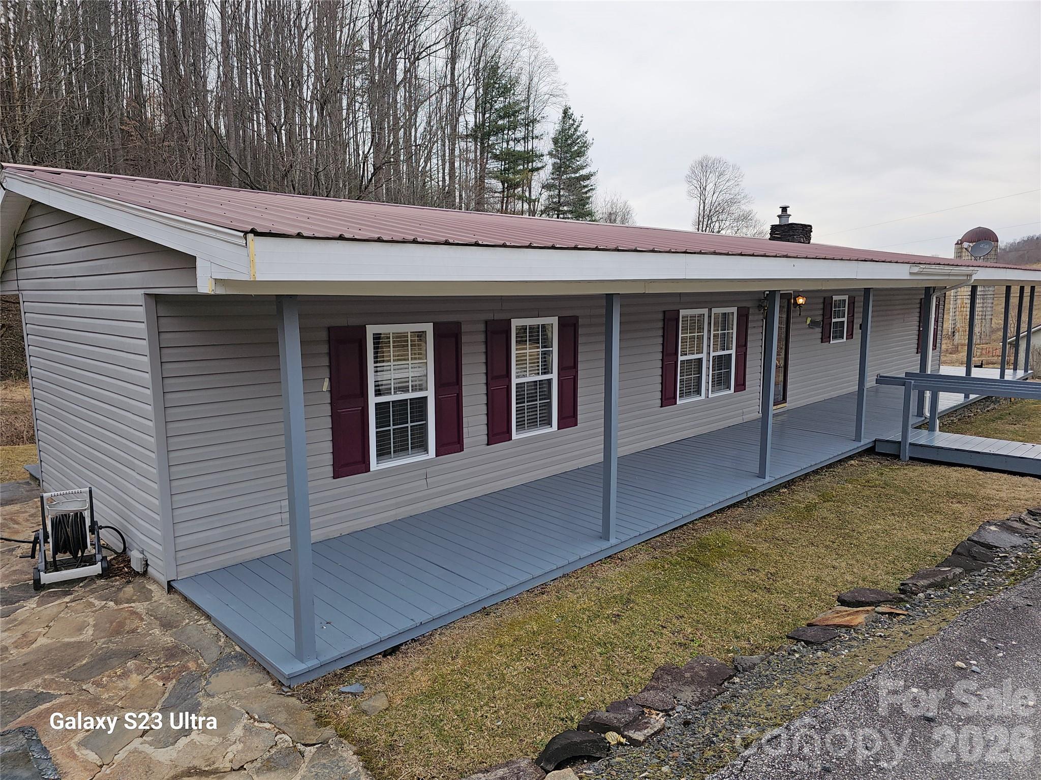main property photo 5