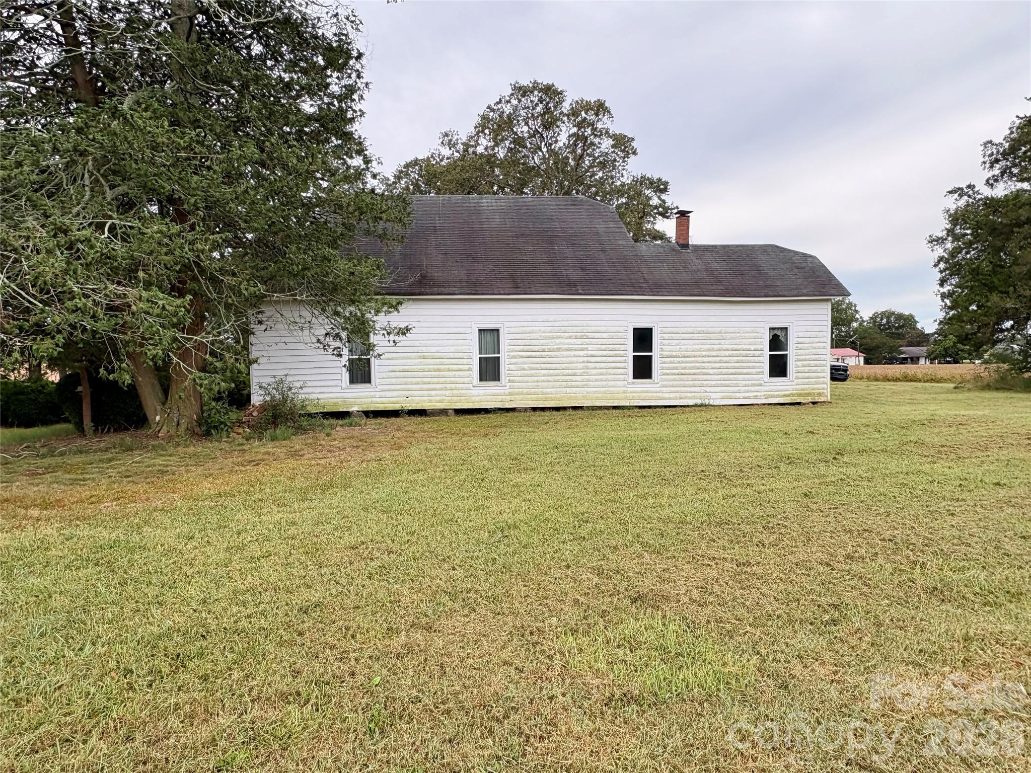 main property photo 20