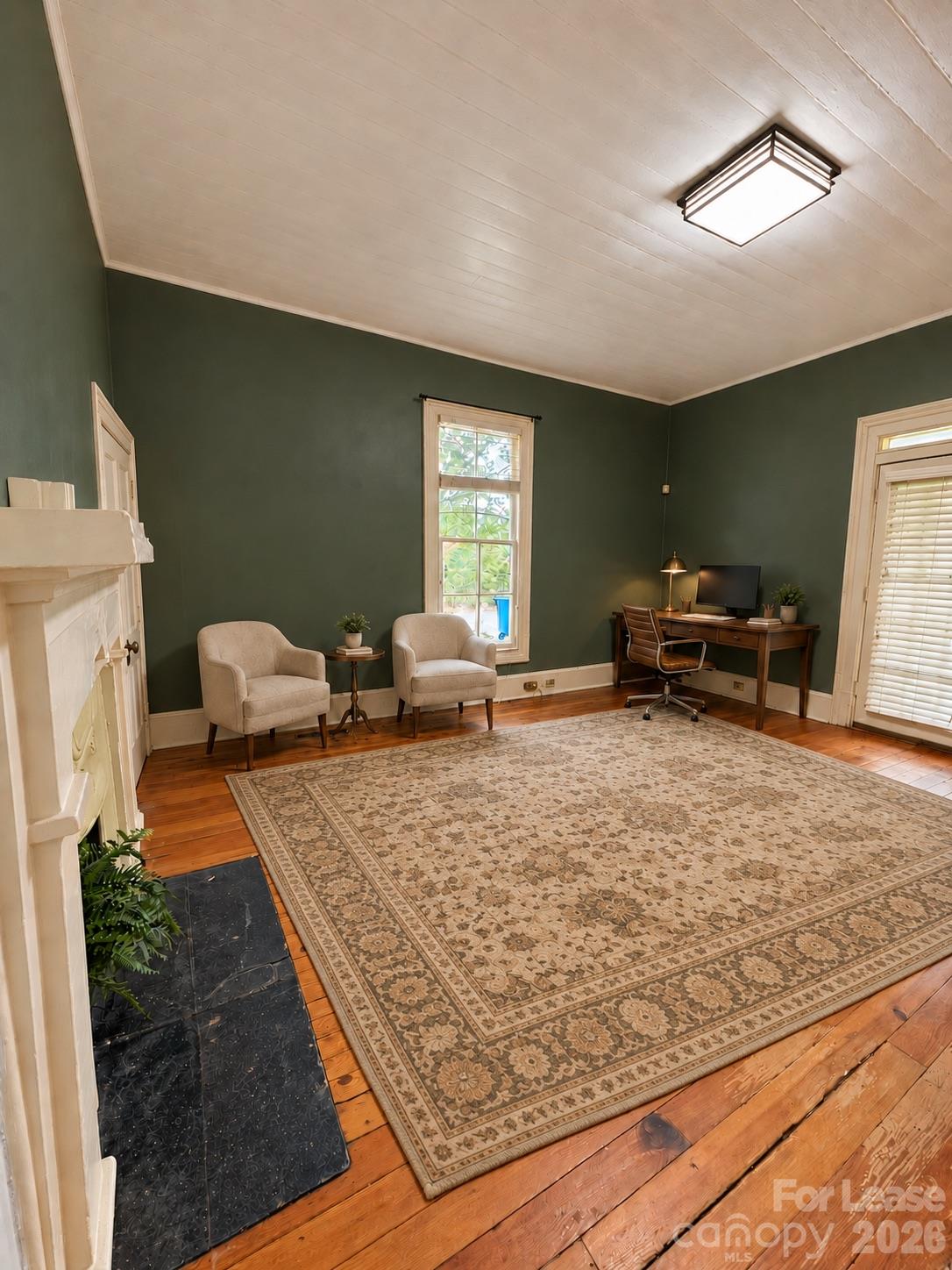 main property photo 9