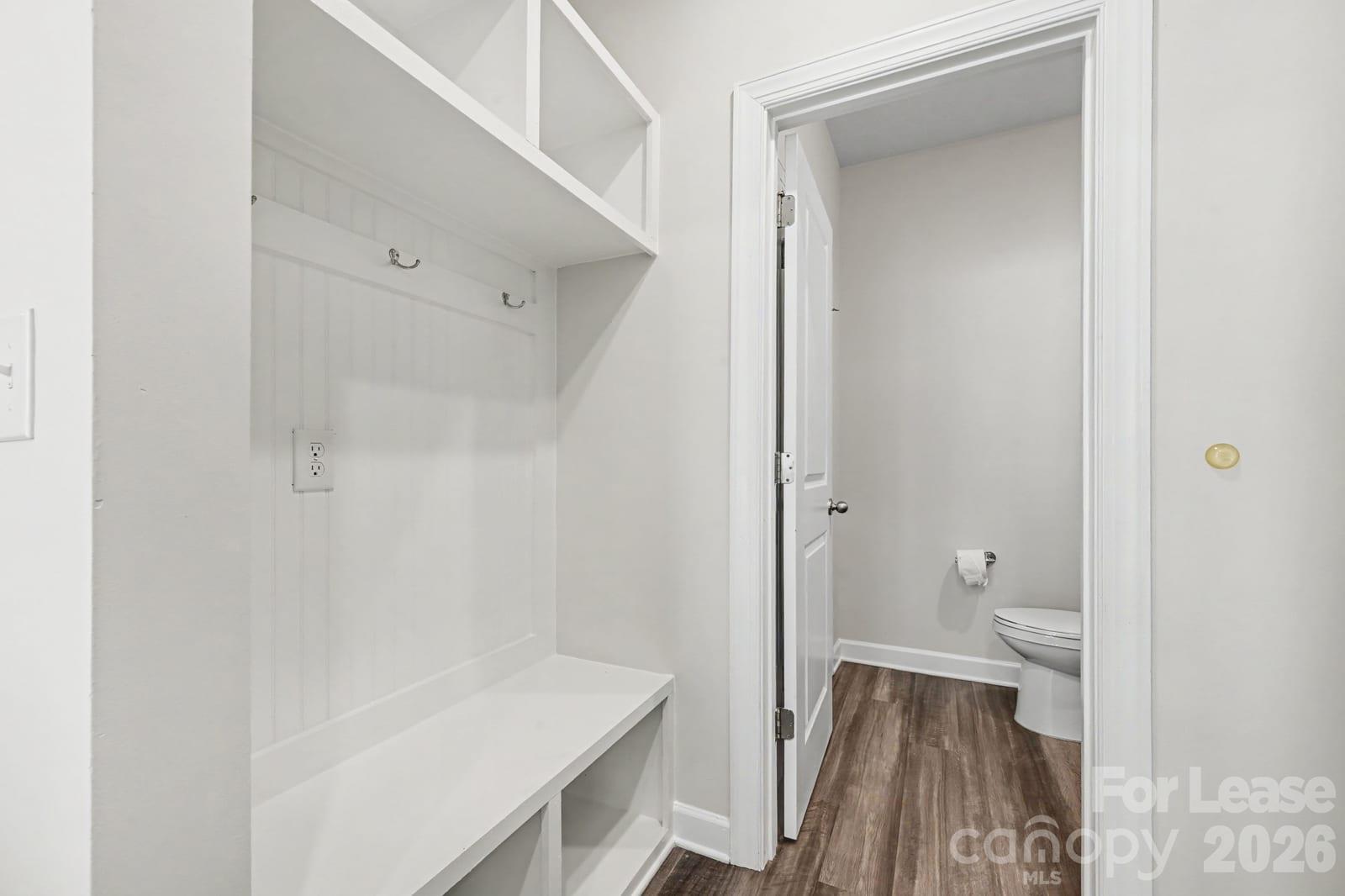 main property photo 20